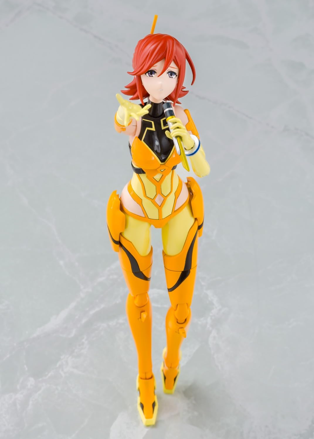 Aoshima ACKS MC-16 V.F.G. Macross Delta VF-31J Siegfried Kaname Buccaneer - BanzaiHobby