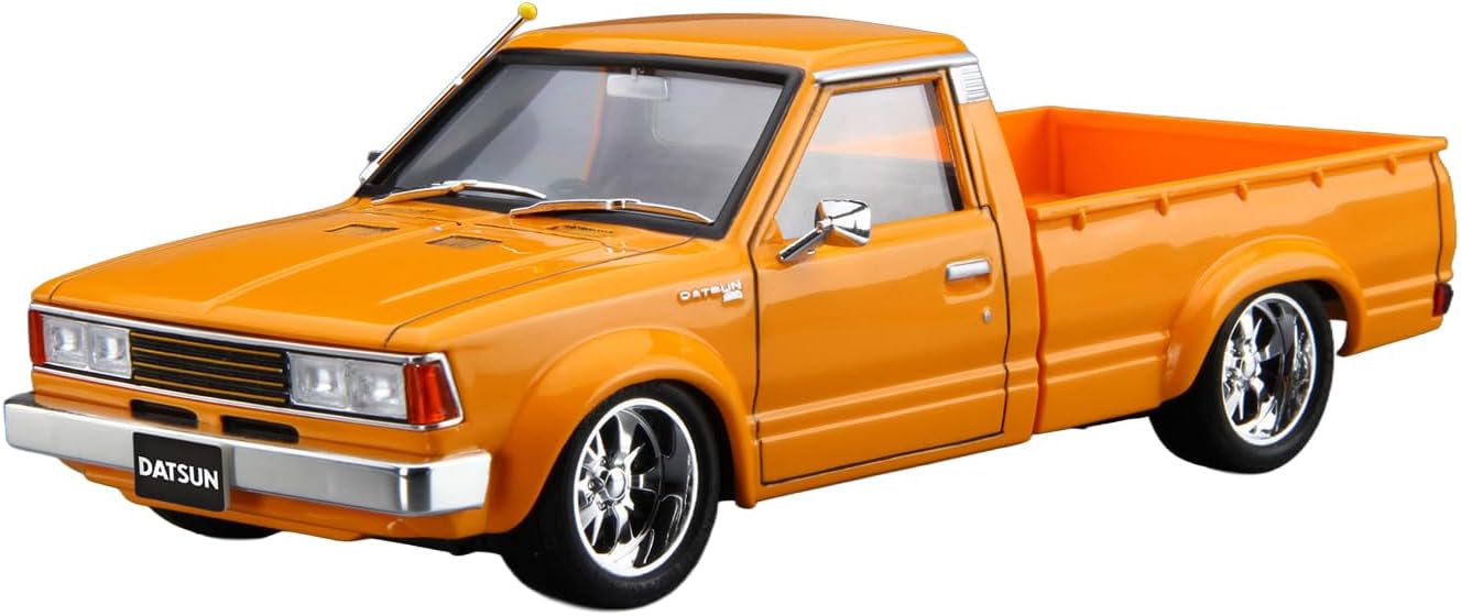 Aoshima 1/24 The Tuned Car No.22 720 Datsun Truck Custom '82 (Nissan) - BanzaiHobby