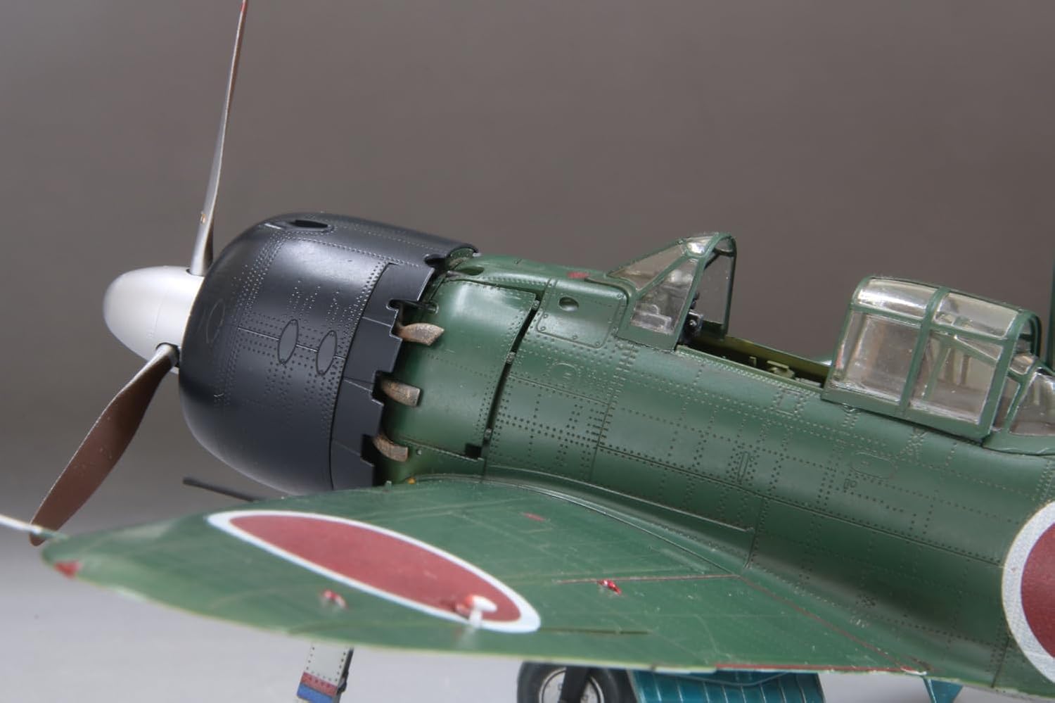 Fine Molds FZ01 1/48 IJN A6M5 Carrier Fighter ZERO Model 52 (Mitsubishi, Mid Prod) - BanzaiHobby