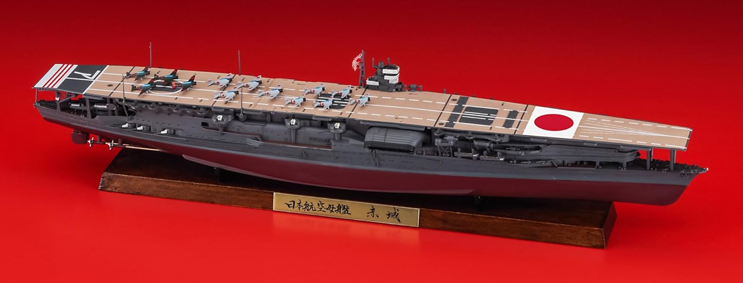 Hasegawa CH127 1/700 Japanese Navy Aircraft Carrier Akagi Full Hull Version Battle of Midway - BanzaiHobby