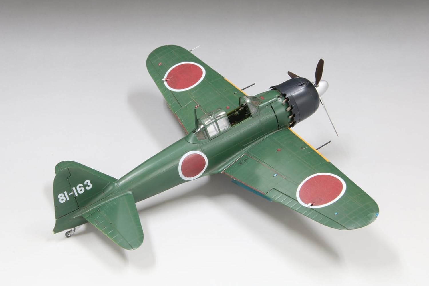 Fine Molds FZ01 1/48 IJN A6M5 Carrier Fighter ZERO Model 52 (Mitsubishi, Mid Prod) - BanzaiHobby