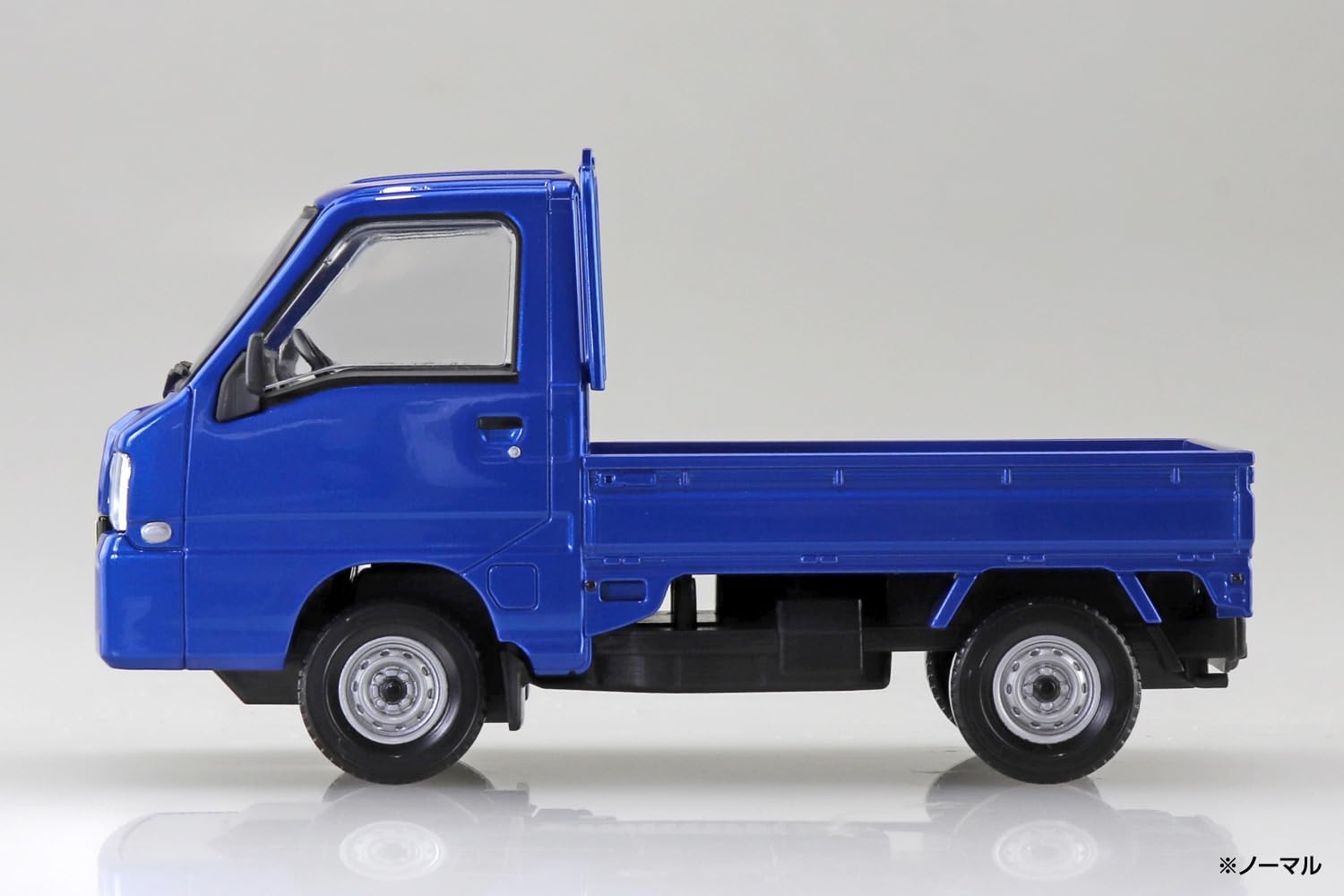 Aoshima 065778 1/32 Raku Plastic Snap Kit No.05-WB Subaru Sambar Truck WR Blue Limited - BanzaiHobby