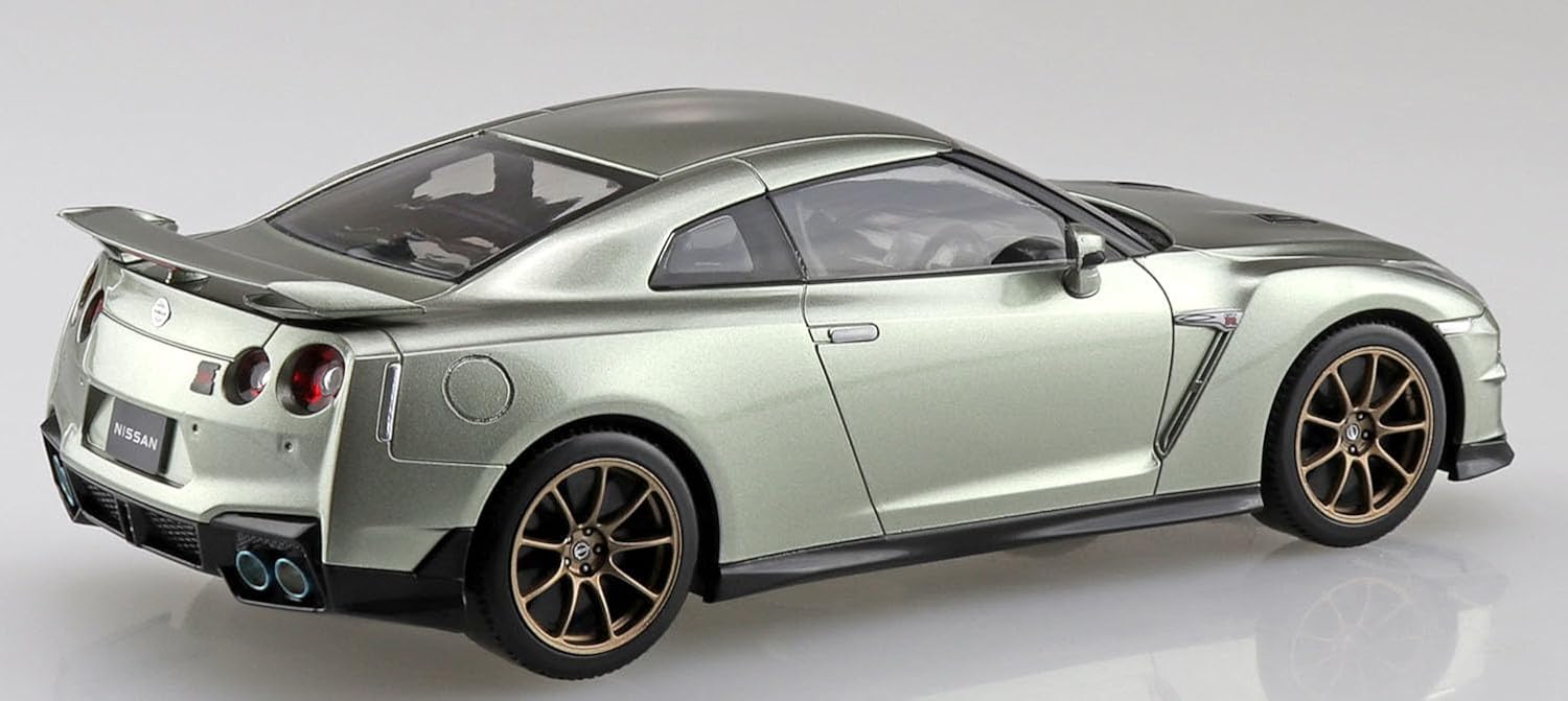 Aoshima 065457 1/32 Bunka Kyozai No. 03-MJ Nissan R35 NISSAN GT-R 2024 Millennium Jade - BanzaiHobby
