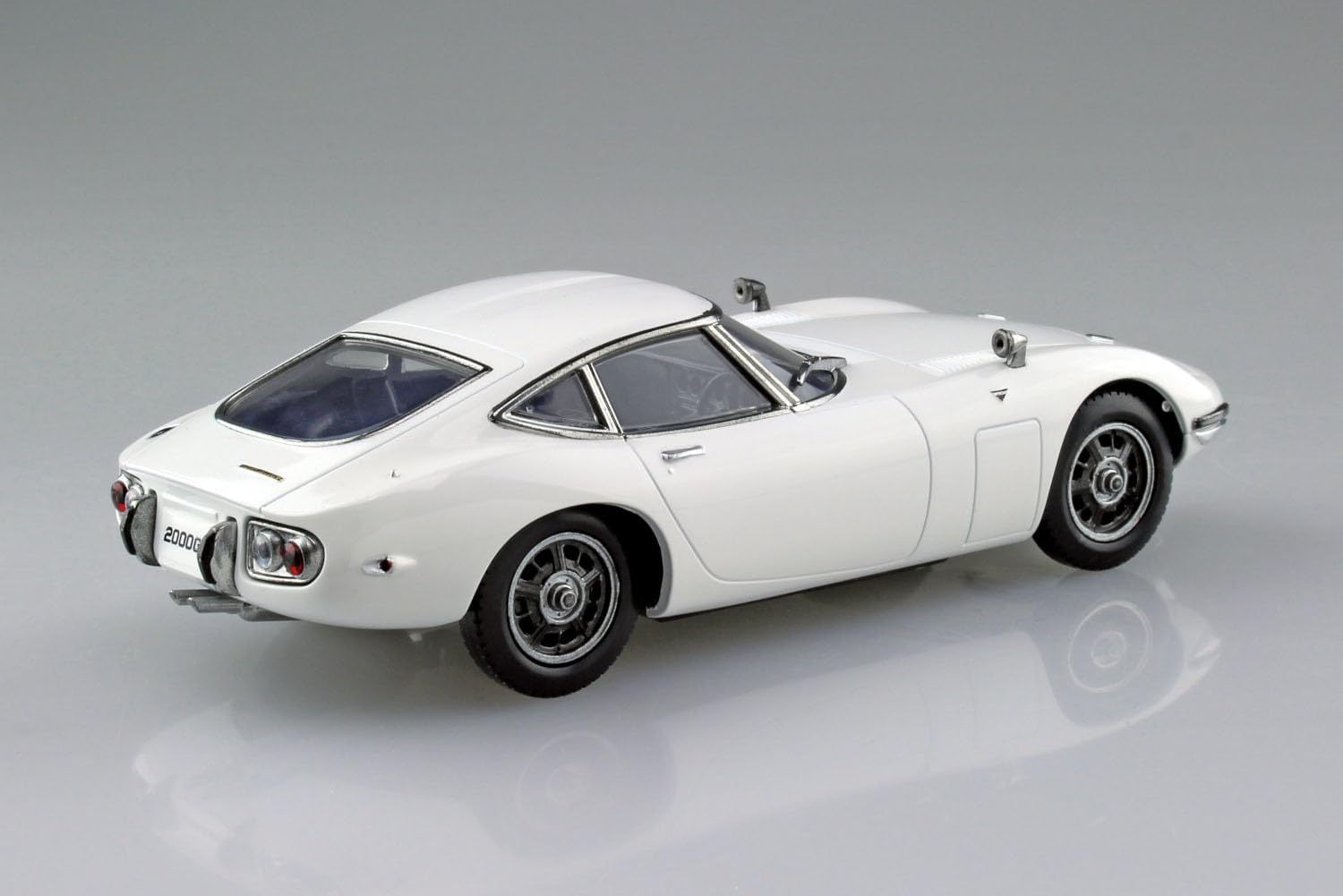 Aoshima 1/32 Easy Plastic Snap Kit No.06-PW Toyota 2000GT Pegasus White - BanzaiHobby