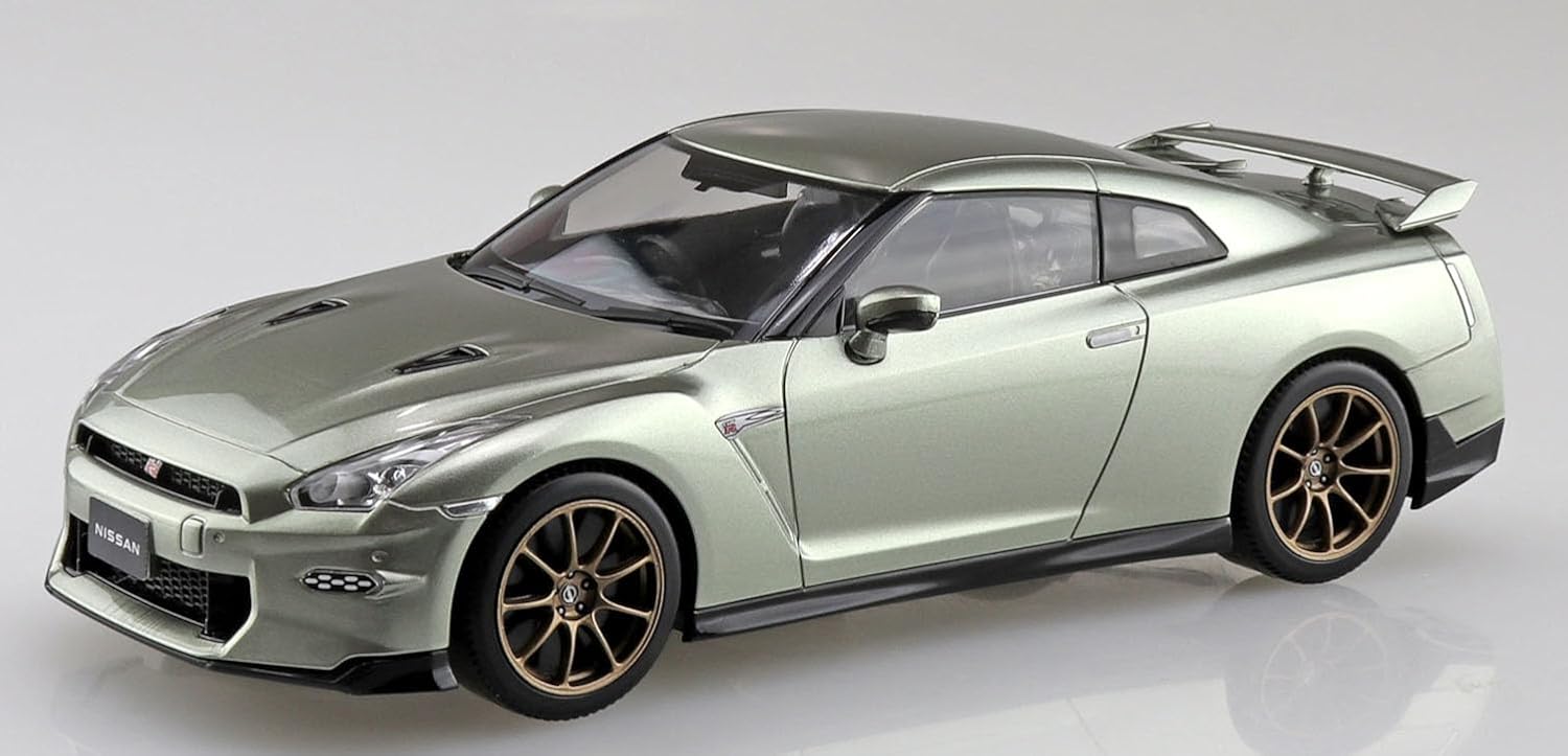 Aoshima 065457 1/32 Bunka Kyozai No. 03-MJ Nissan R35 NISSAN GT-R 2024 Millennium Jade