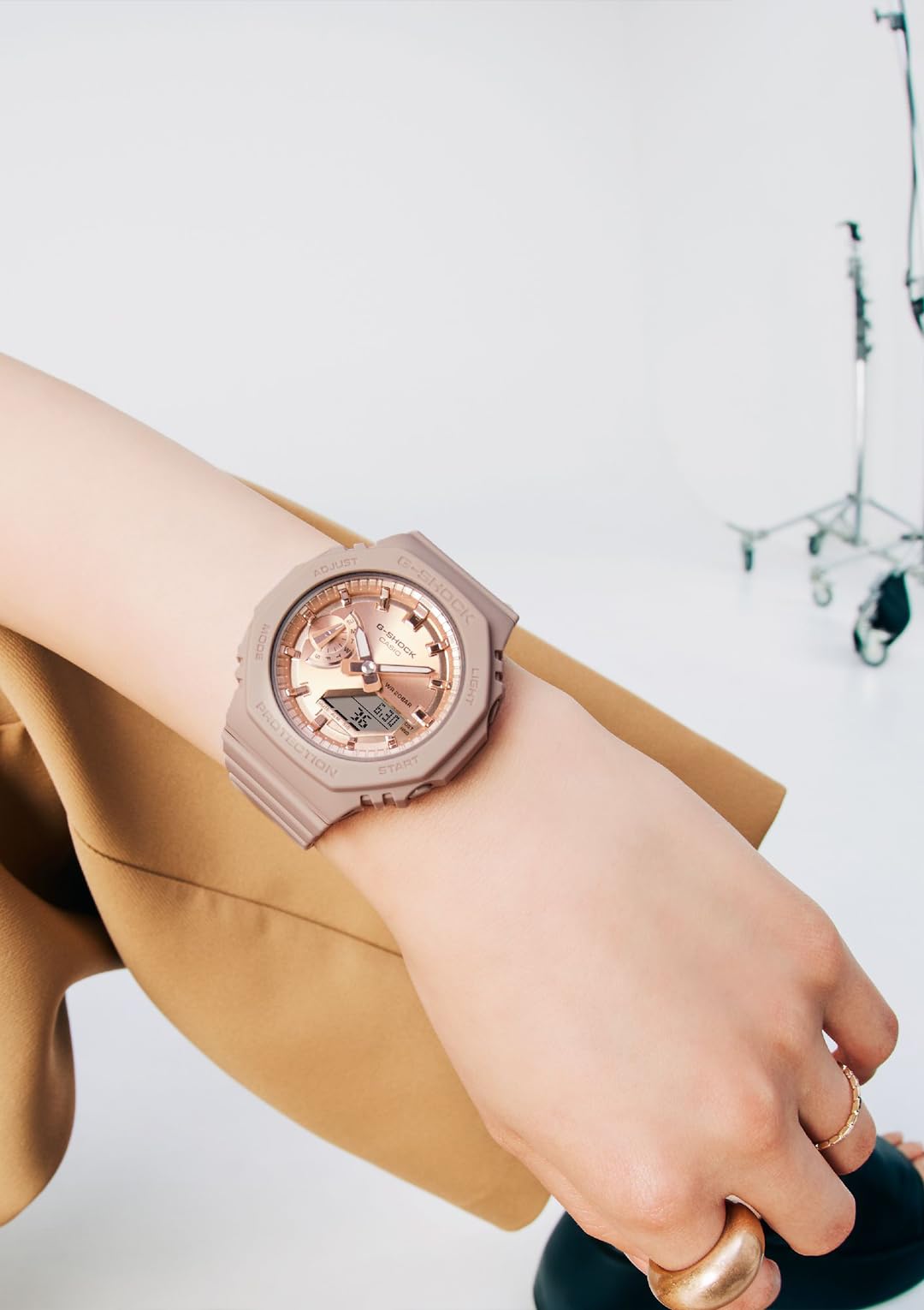 [カシオ] 腕時計 ジーショック 【国内正規品】 ミッドサイズモデル GMA-S2100MD-4AJF レディース ピンクベージュ - BanzaiHobby