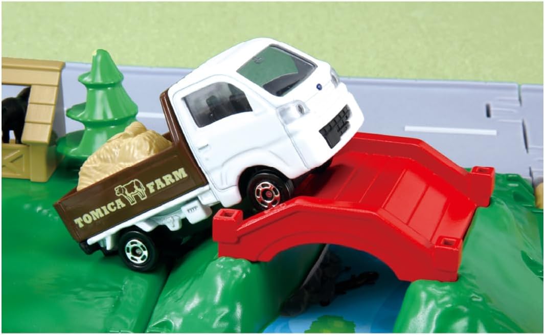 Tomica World Tomica & Town Lively Ranch Set