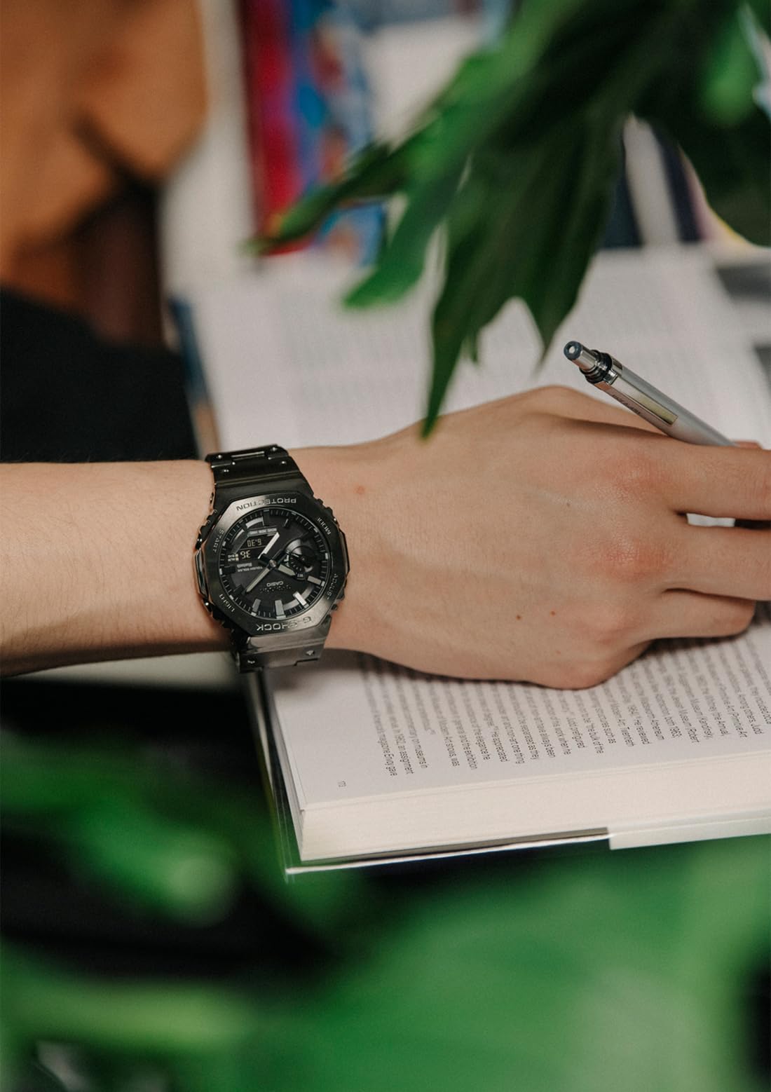 G-SHOCK [カシオ] 腕時計 ジーショック 【国内正規品】 Bluetooth 搭載 フルメタル ソーラー GM-B2100BD-1AJF メンズ ブラック - BanzaiHobby