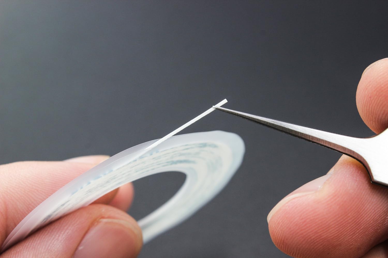 Hasegawa TL19 Ultra Fine Double Sided Tape 0.5 mm - BanzaiHobby