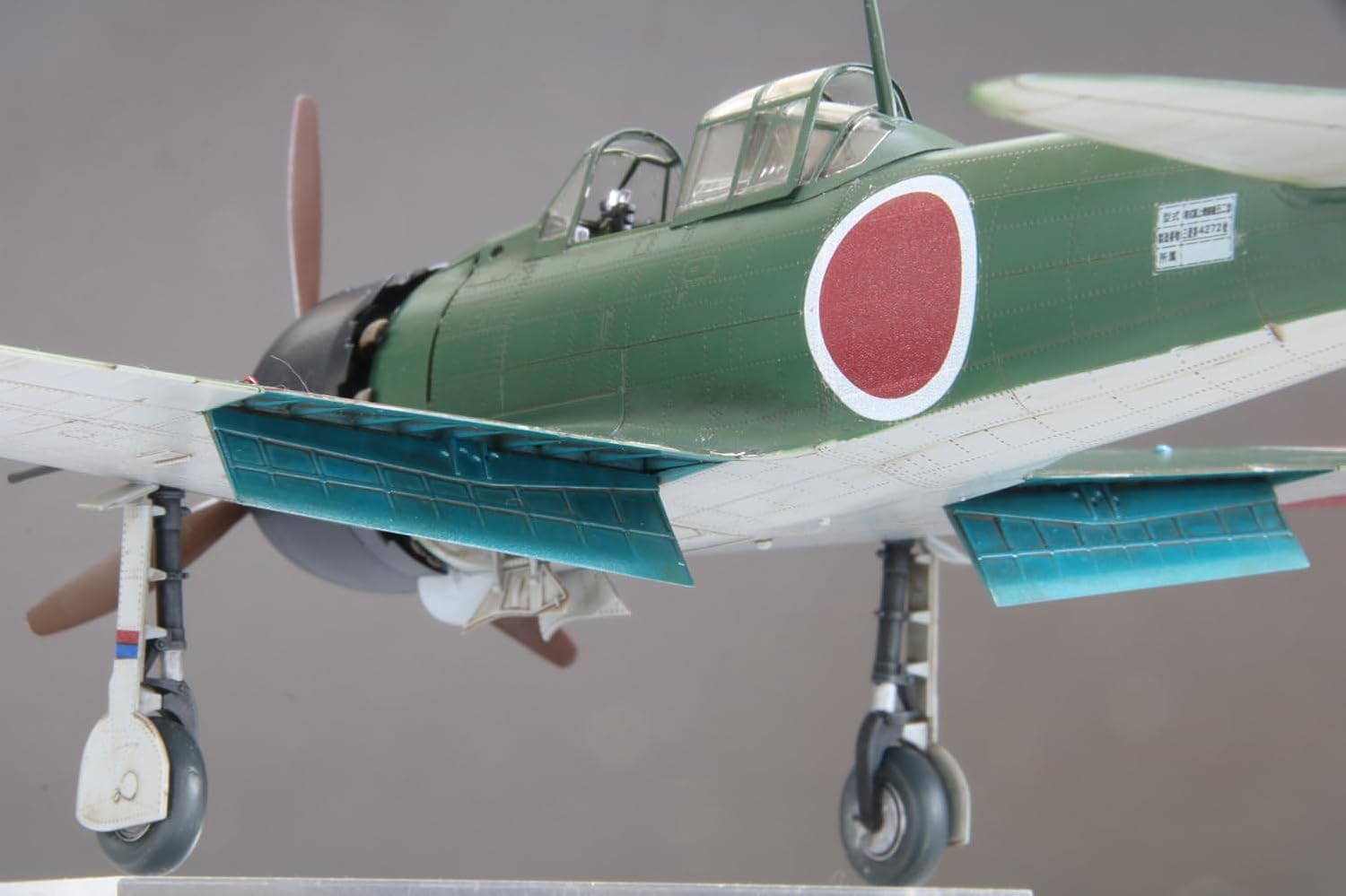 Fine Molds FZ01 1/48 IJN A6M5 Carrier Fighter ZERO Model 52 (Mitsubishi, Mid Prod) - BanzaiHobby