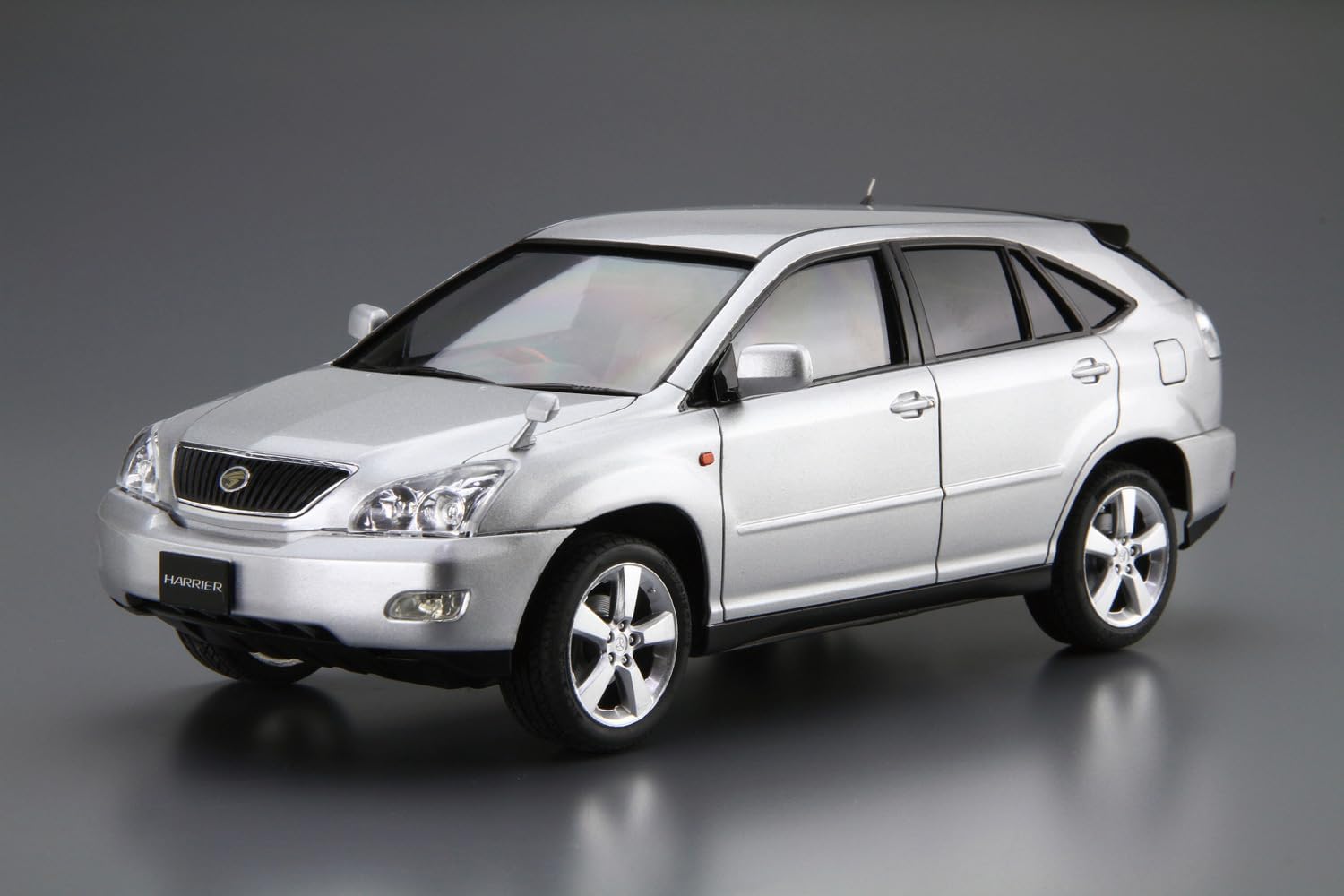 Aoshima 1/24 The Model Car No. 105 Toyota GSU30W Harrier 350G Premium L Package '06 - BanzaiHobby