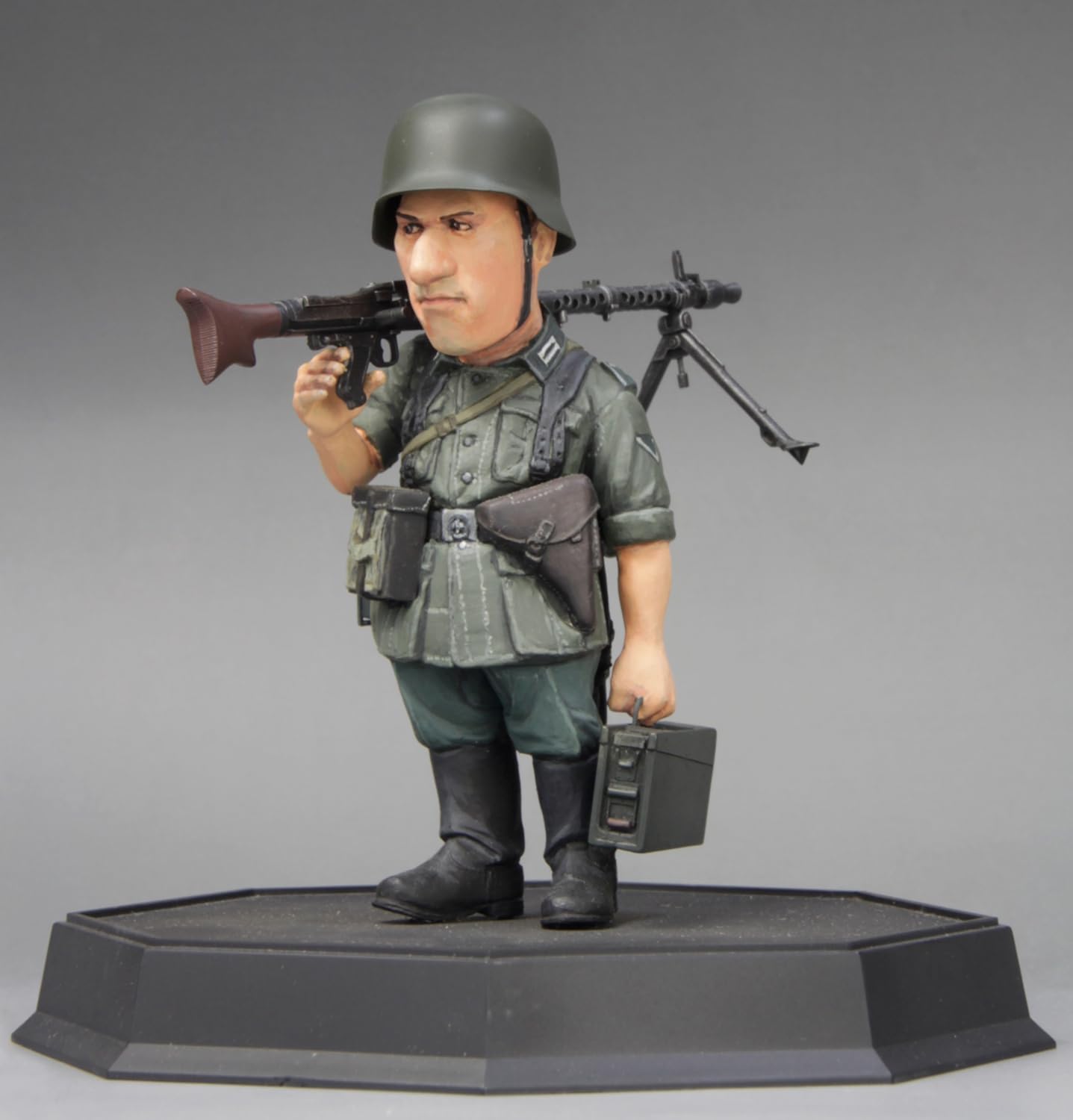 Fine Molds FT06 1/12 World Fighter Collection WWII German Army Infantry Meyer & MG-34 Machine Gun Plastic Model Unpainted Assembly Kit