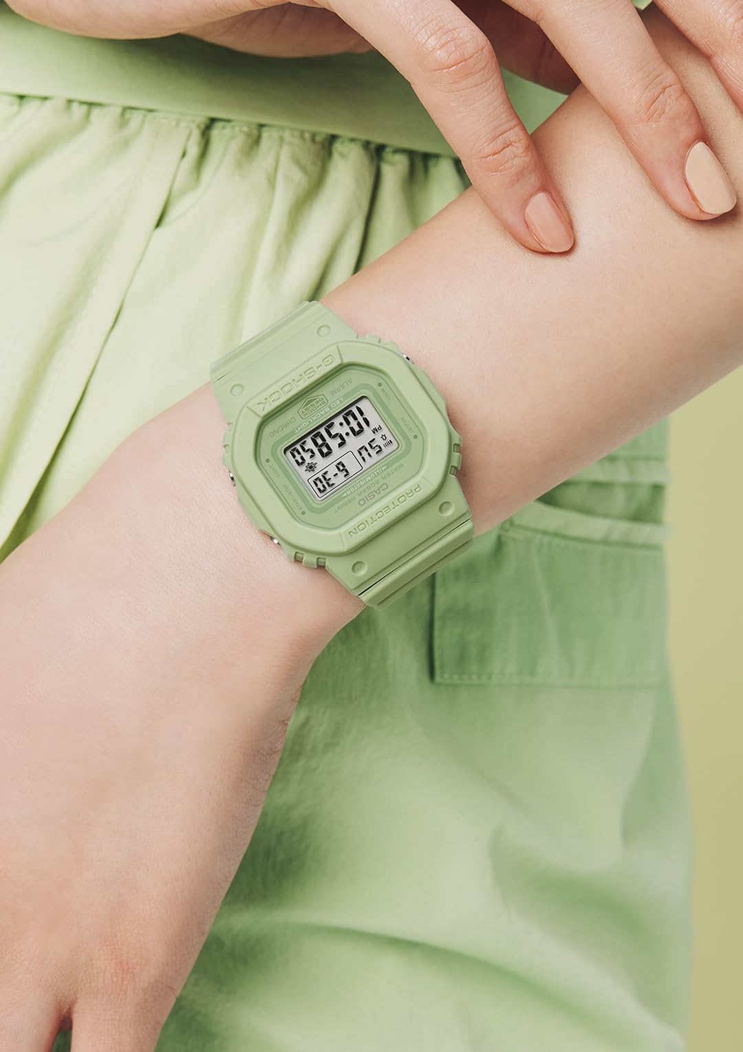 [カシオ] 腕時計 ジーショック 【国内正規品】 ミッドサイズモデル GMD-S5600BA-3JF レディース グリーン - BanzaiHobby