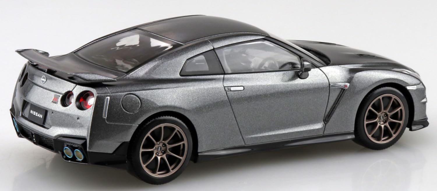 Aoshima 1/32 No. 03-DM Nissan R35 NISSAN GT-R 2024 (Dark Metal Gray) - BanzaiHobby
