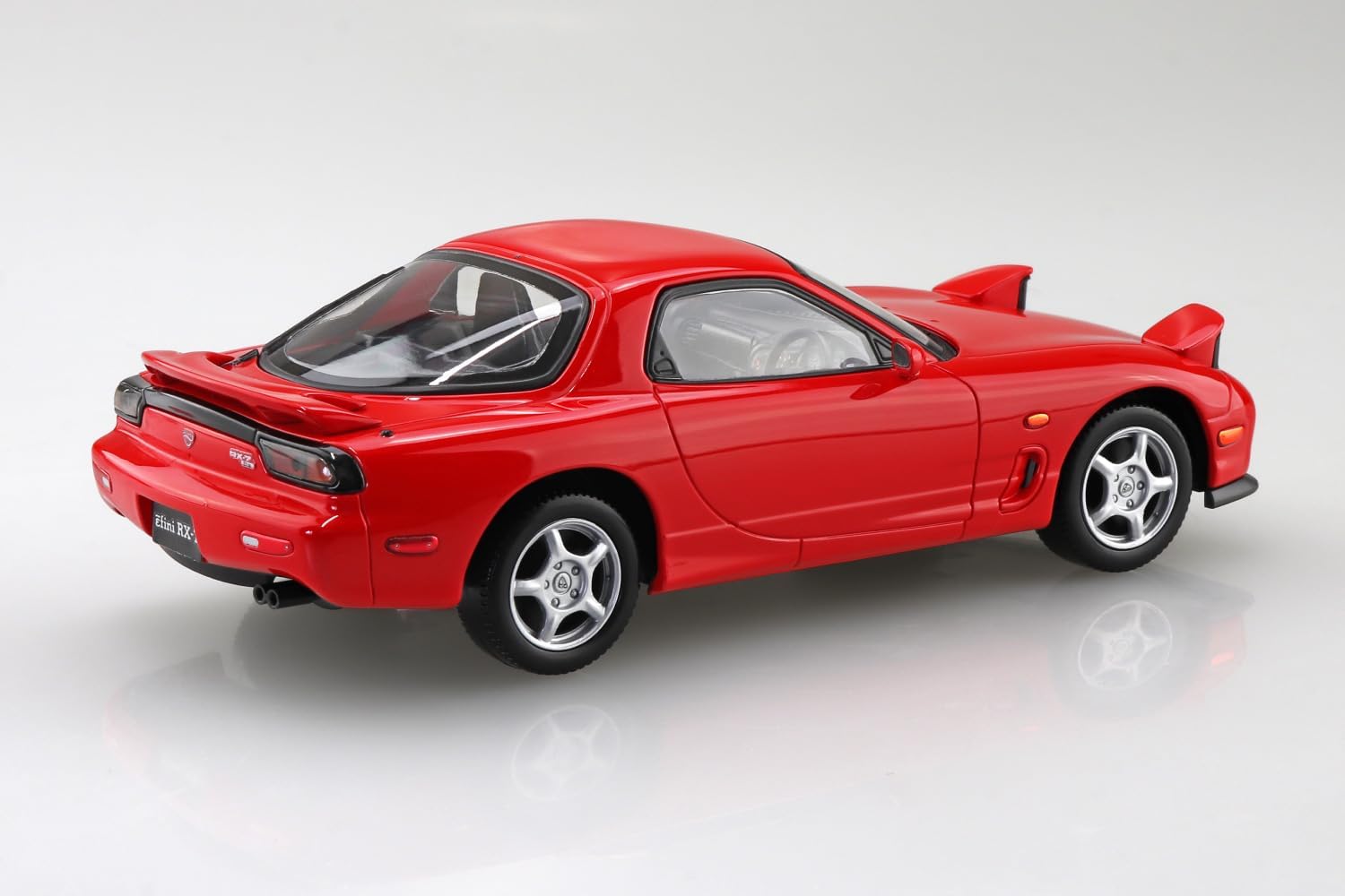 Aoshima 065518 1/32 Bunka Kyozai Raku Plastic Snap Kit No.04-VR Amfini FD3S RX-7 Vintage Red Color - BanzaiHobby