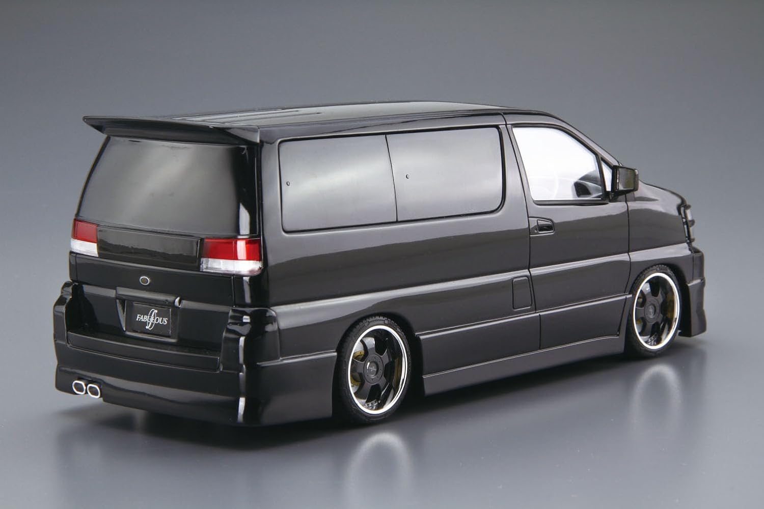 Aoshima 069080 1/24 Bunka Kyozai The Tuned Car Series No.43 Nissan Fabless APE50 Elgrand '00 - BanzaiHobby