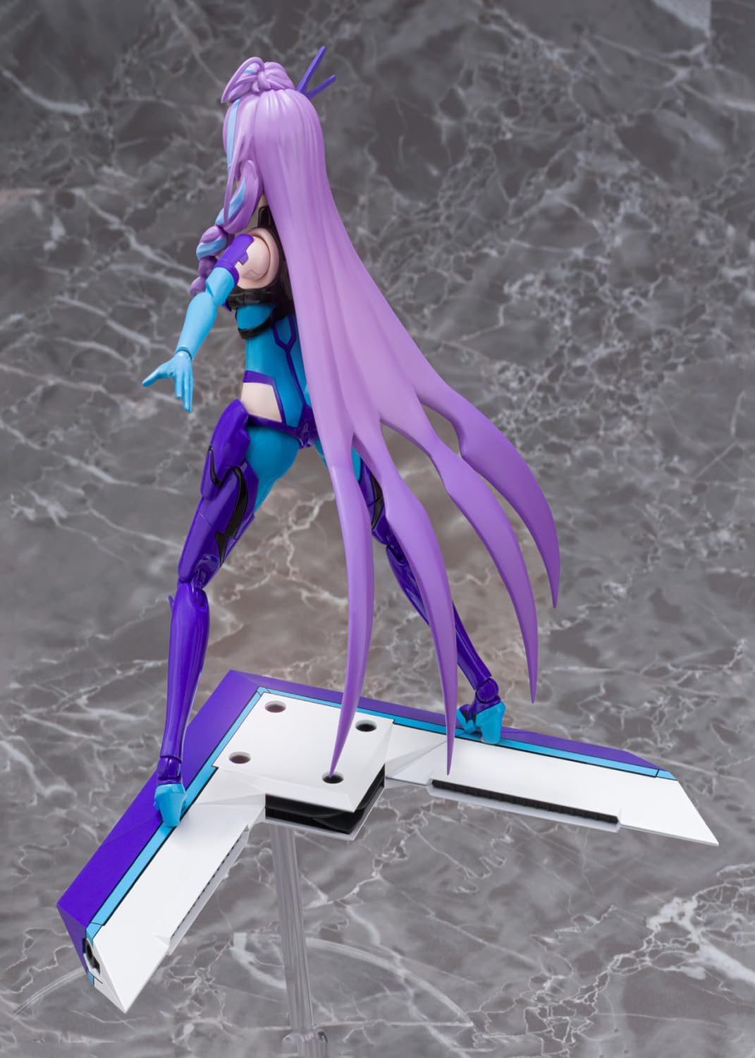 Aoshima V.F.G. No.MC-17 Macross Delta VF-31J Siegfried Mikumo Guynemer - BanzaiHobby