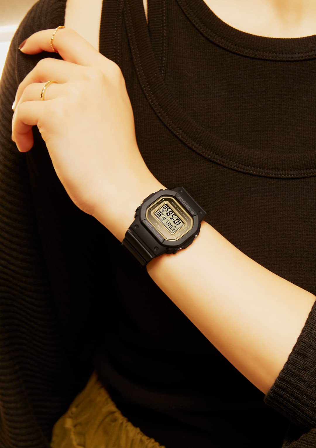 [カシオ] 腕時計 ジーショック 【国内正規品】 ミッドサイズモデル GMD-S5600-1JF レディース ブラック - BanzaiHobby