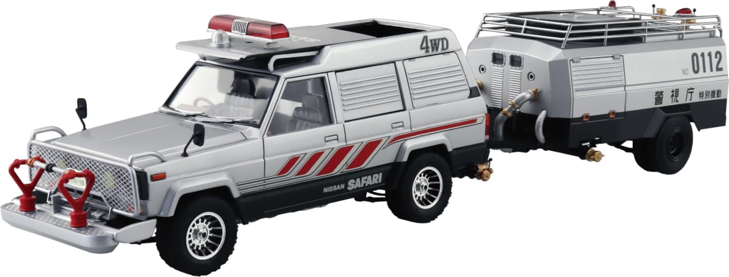 Aoshima 1/24 Seibu Police No.7 Safari 4WD & Tank Car