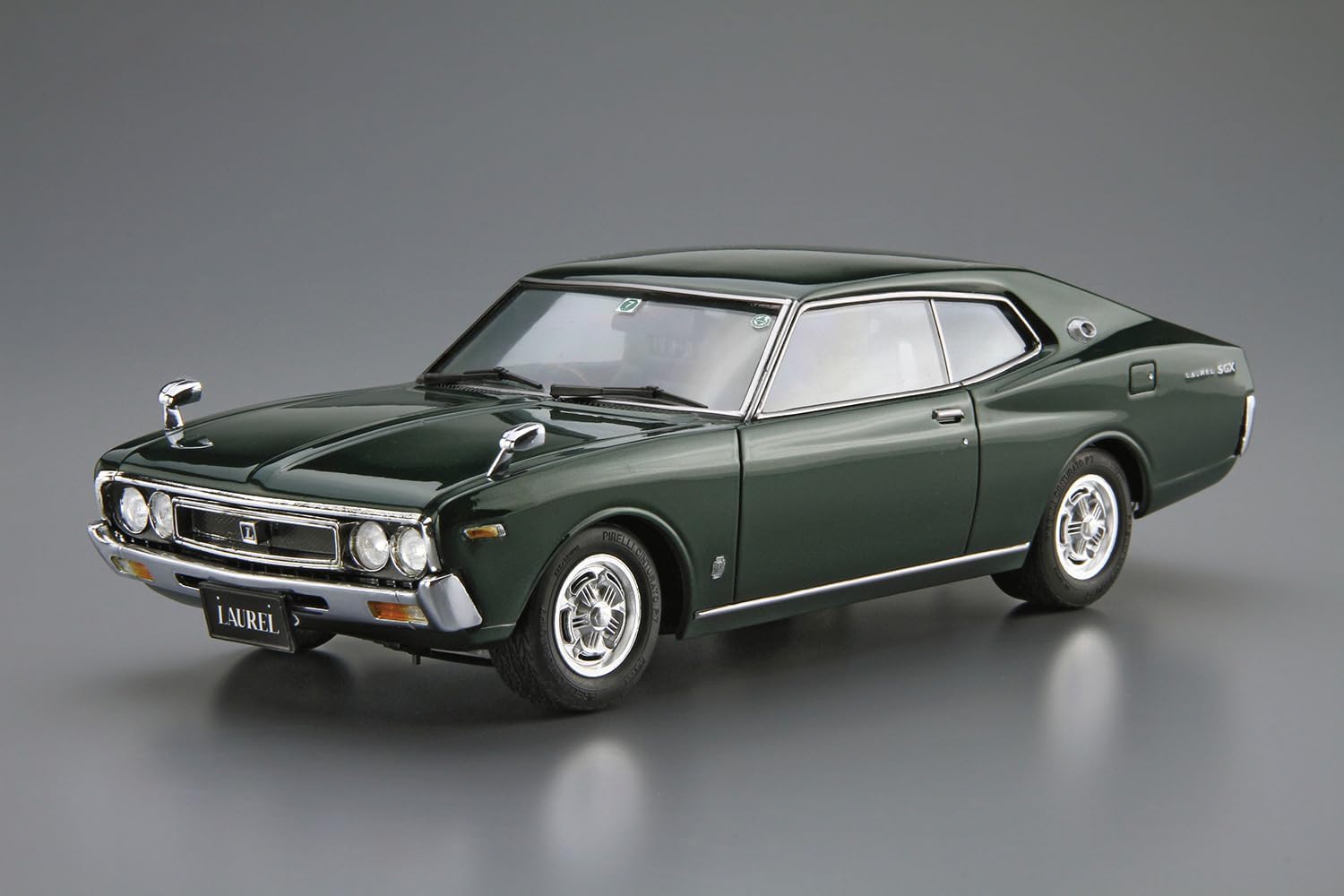 Aoshima 1/24 The Model Car No. 14 Nissan KHC130 Laurel HT 2000 SGX 1972 - BanzaiHobby