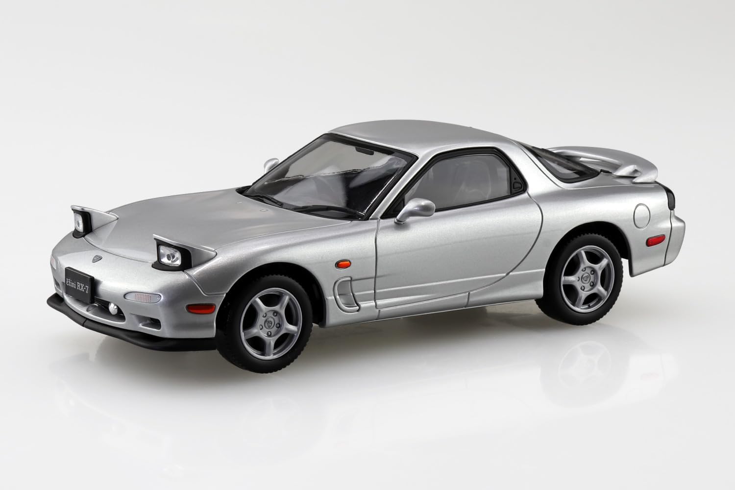 Aoshima 065532 1/32 Bunka Kyozai Raku Plastic Snap Kit No.04-SS Amfini FD3S RX-7 Silverstone Metallic - BanzaiHobby