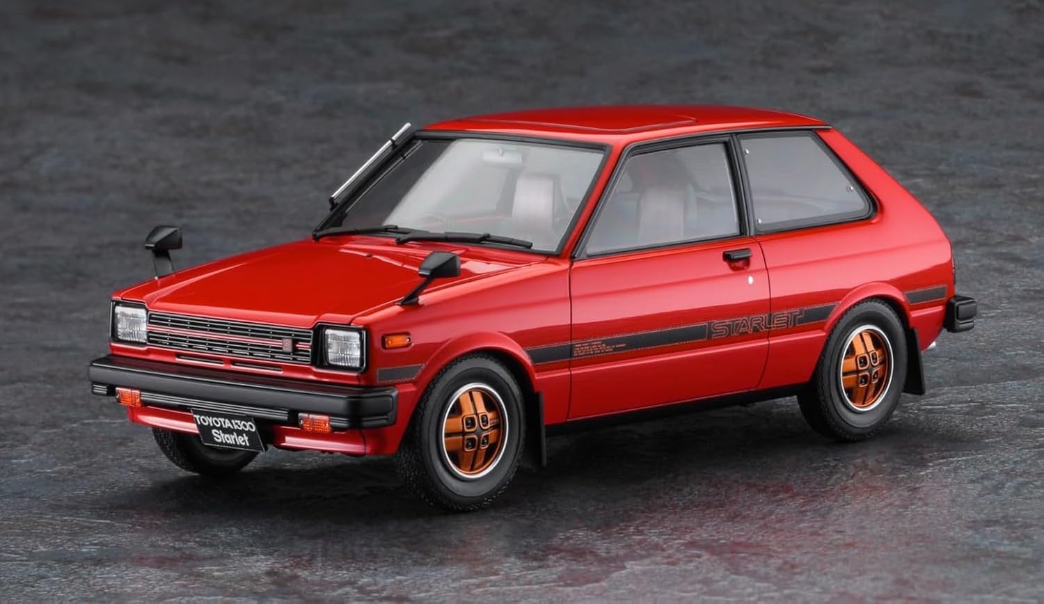 Hasegawa HC063 1/24 Historic Car Series Toyota Starlet KP61 S (3 Doors) Mid-model (1980)