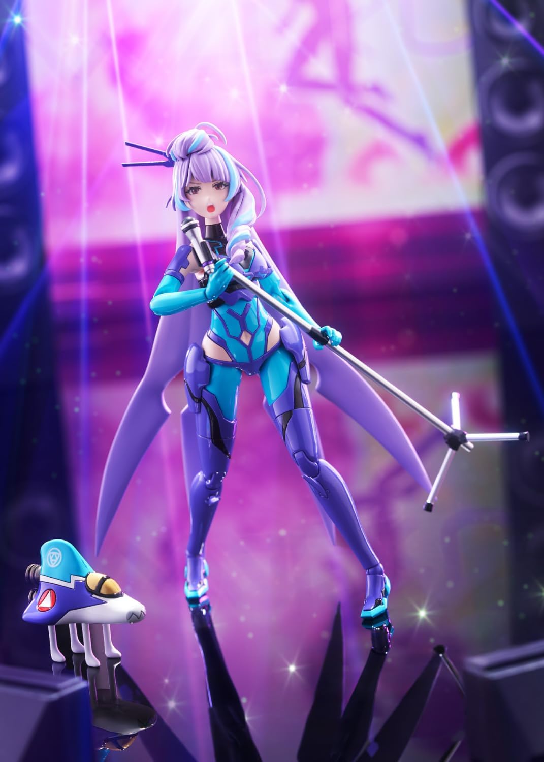Aoshima V.F.G. No.MC-17 Macross Delta VF-31J Siegfried Mikumo Guynemer - BanzaiHobby