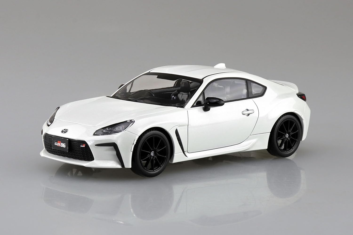 Aoshima 1/32 Easy Plus Snap Kit 10-CW Toyota GR86 2021 Crystal White Pearl - BanzaiHobby