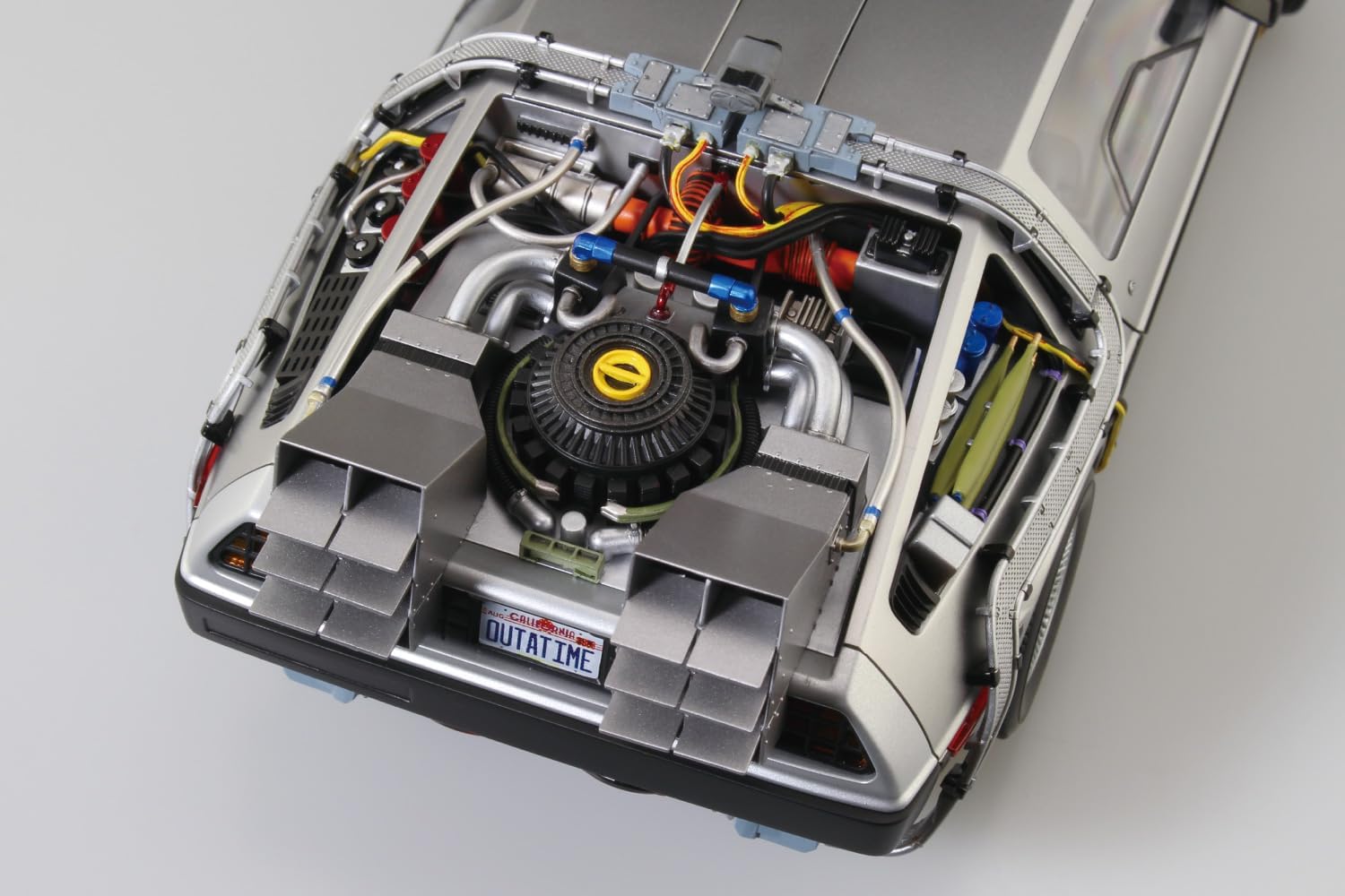 Aoshima 064368 1/24 Back to the Future Part I Time Machine - BanzaiHobby