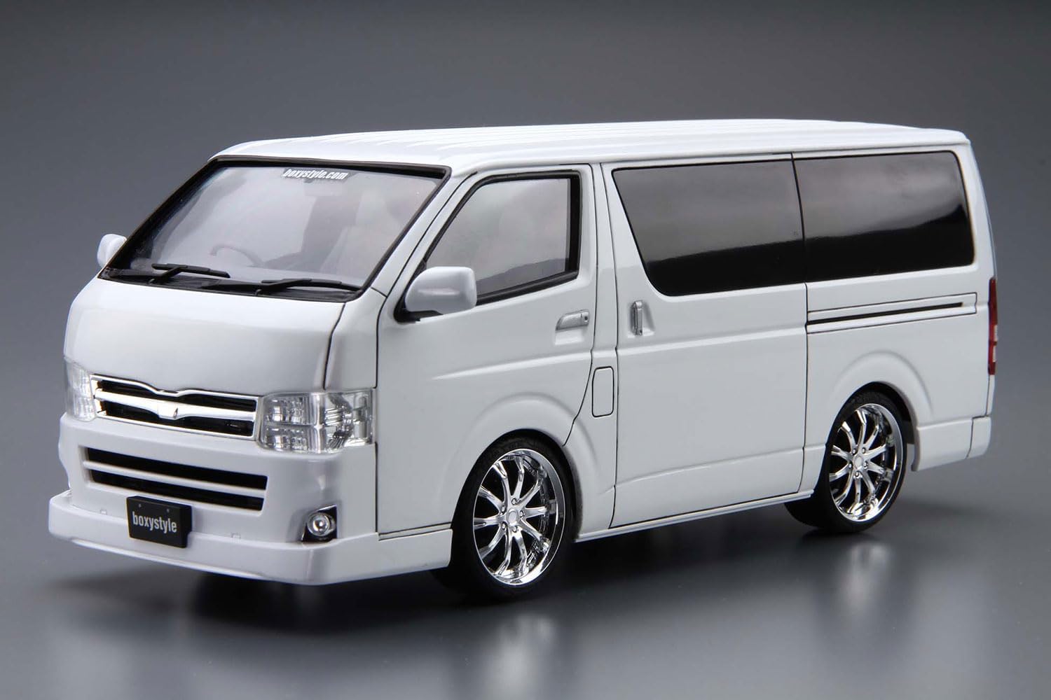 Aoshima 1/24 The Tuned Car No.3 Boxystyle TRH200V Hiace Super GL 2010 (Toyota) - BanzaiHobby