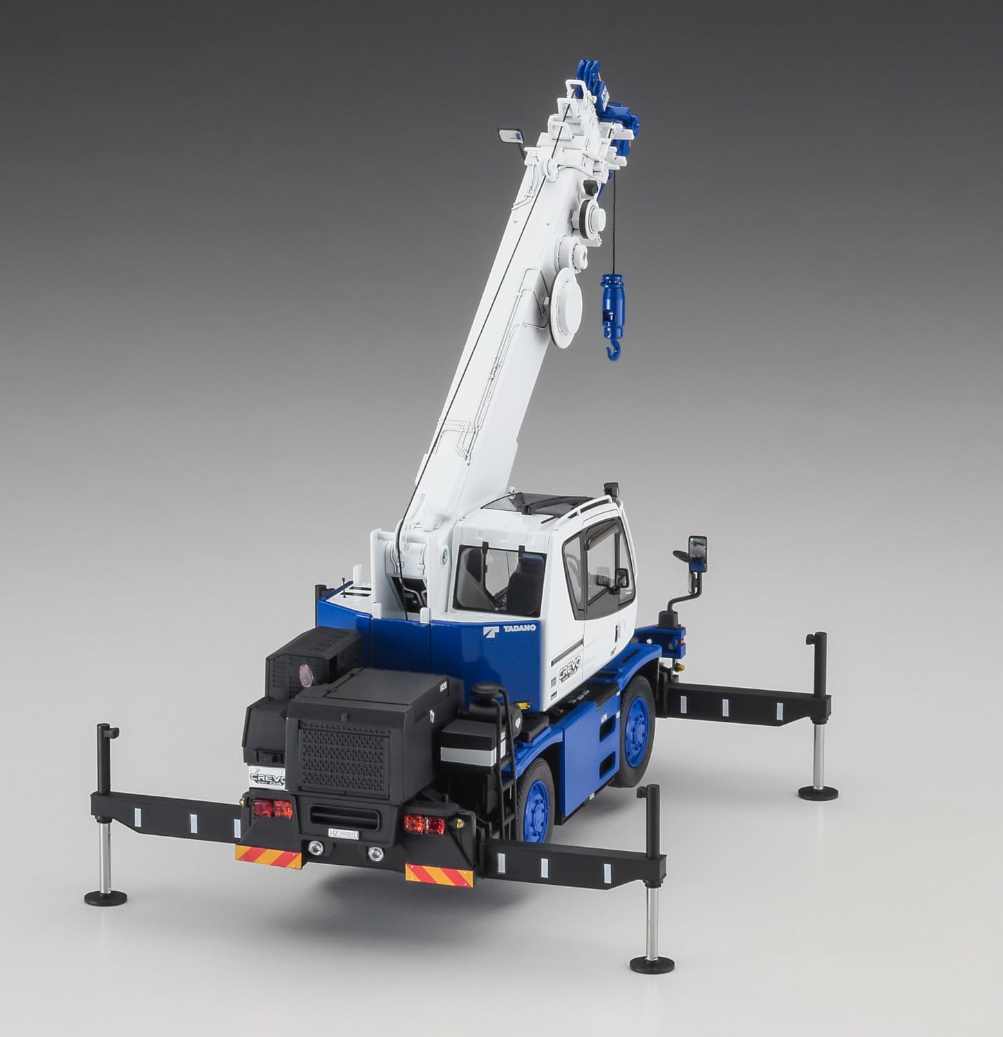 Hasegawa 66110 1/35 Tadano Rough Terrain Crane GR-130NL/N Clevo Mini G4 H-type Outrigger