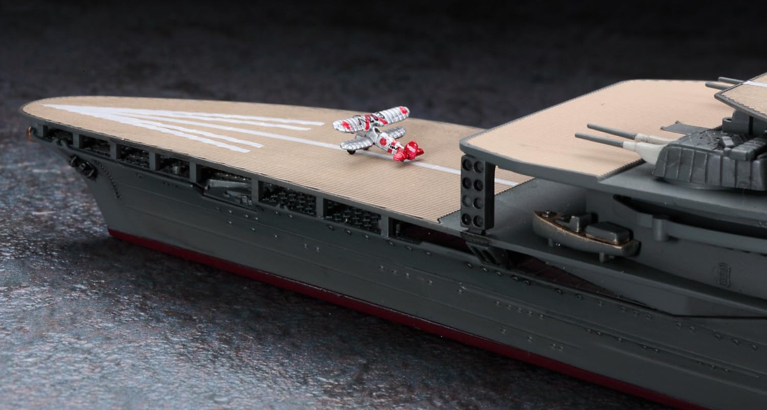 Hasegawa 30072 1/700 Japanese Navy Aircraft Carrier Akagi Three Flight Deck w/ Carrier Based Aircraft Set (Biplane)