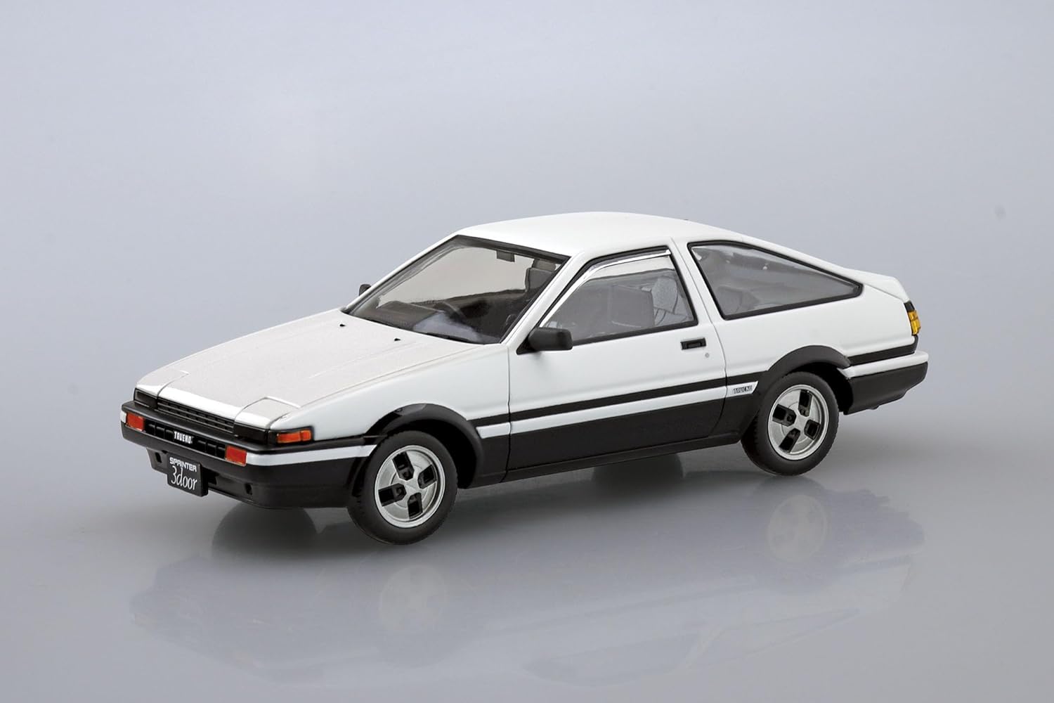 Aoshima 1/32 RakuPla Snap Kit No.11-WB Toyota Sprinter Trueno Hi-Tech Two-Tone - BanzaiHobby