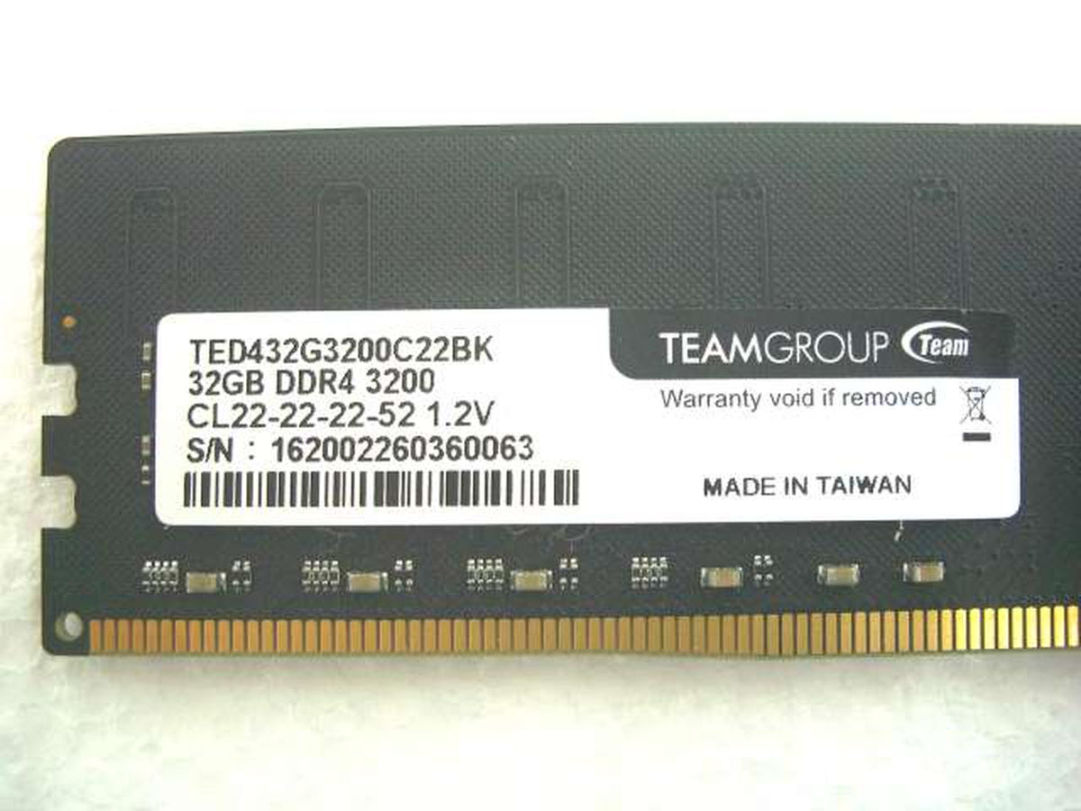 TEAM DDR4 Memory 32GB Desktop TED432G3200C22BK