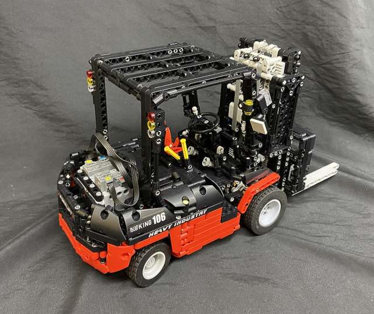 MOULD KING [With Power Supply] Forklift RC 13106 - Banzai Thrifting | BanzaiHobby