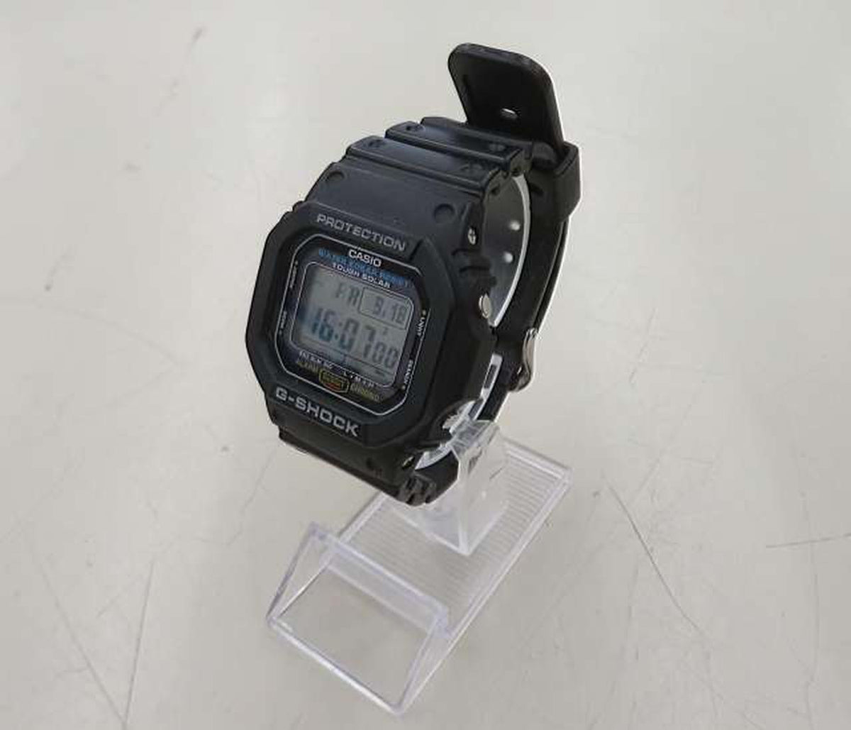 CASIO Quartz Digital Wristwatch G-5600UE