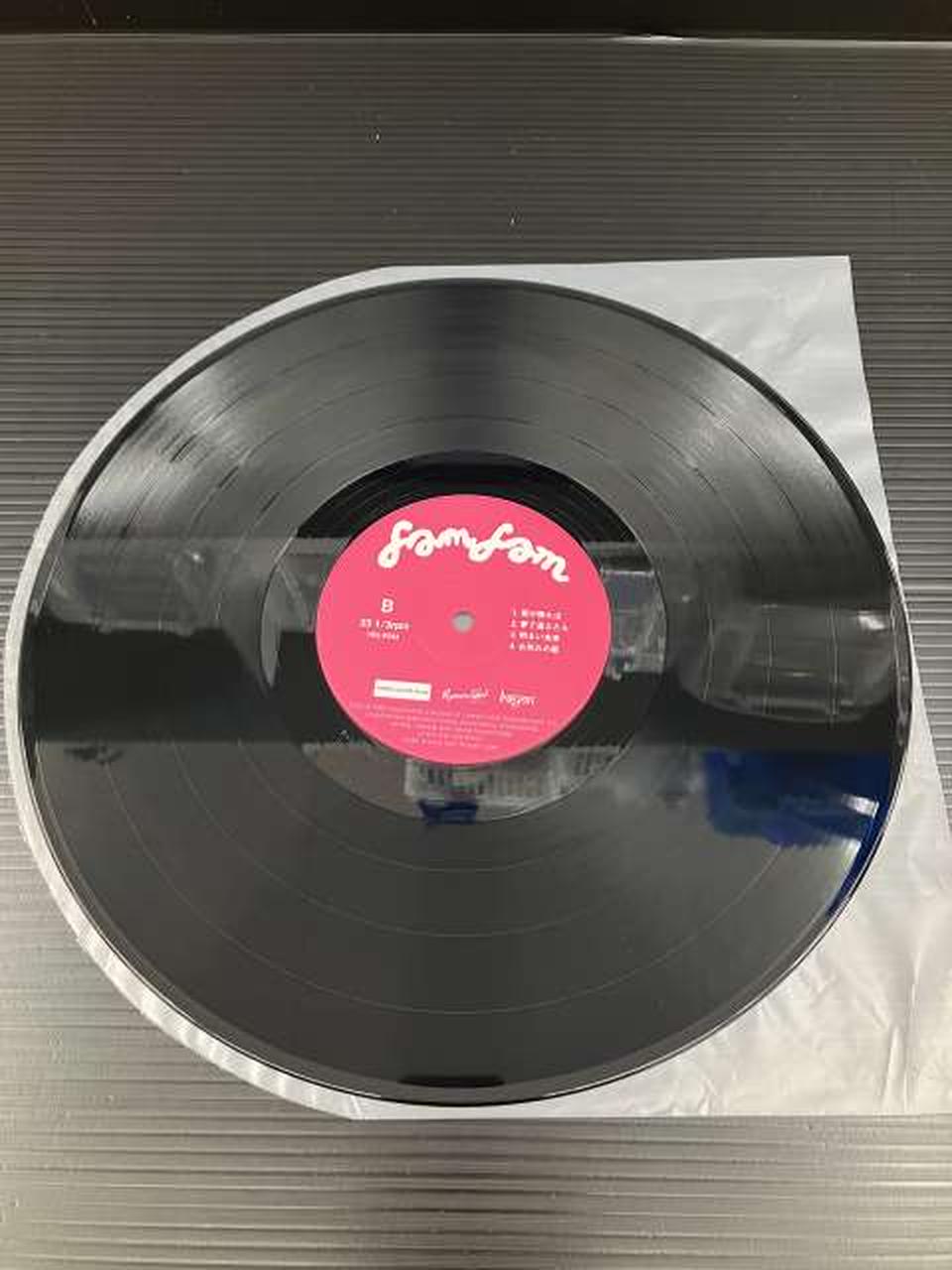 ROMAN LABEL/BAYON PRODUCTION Japanese Music NEVER YOUNG BEACH / FAM FAM