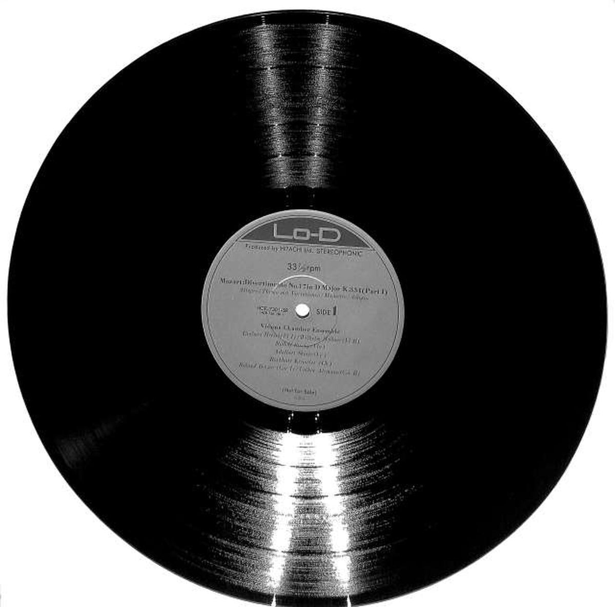 Hitachi (LO-D) Vienna Chamber Ensemble Mozart Joyous Song No. 17 and others HCR-7301