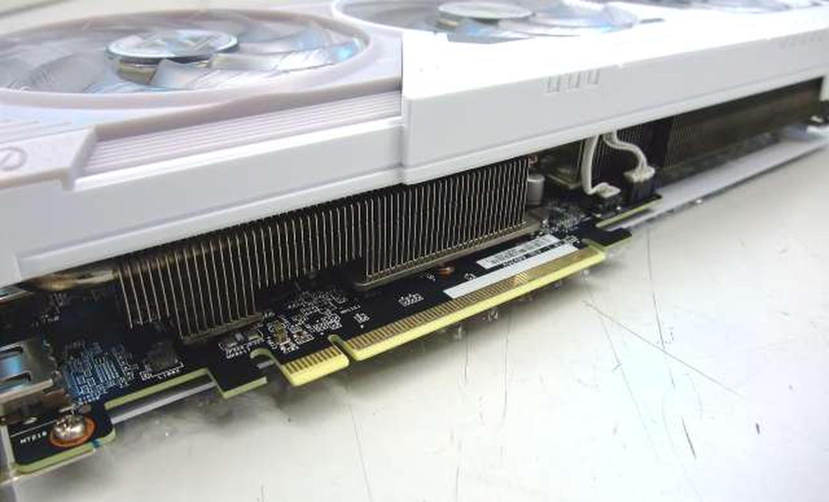 ASROCK Video Library RX9060XT SL 8GO