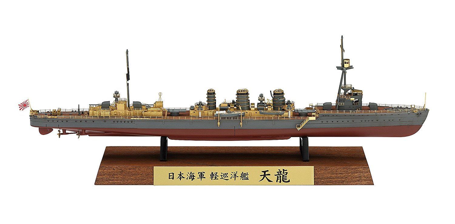 Hasegawa 1/700 IJN Light Cruiser Tenryu Full Hull Special - BanzaiHobby