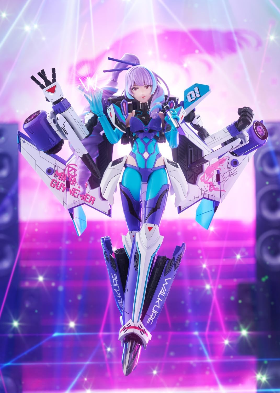 Aoshima V.F.G. No.MC-17 Macross Delta VF-31J Siegfried Mikumo Guynemer - BanzaiHobby