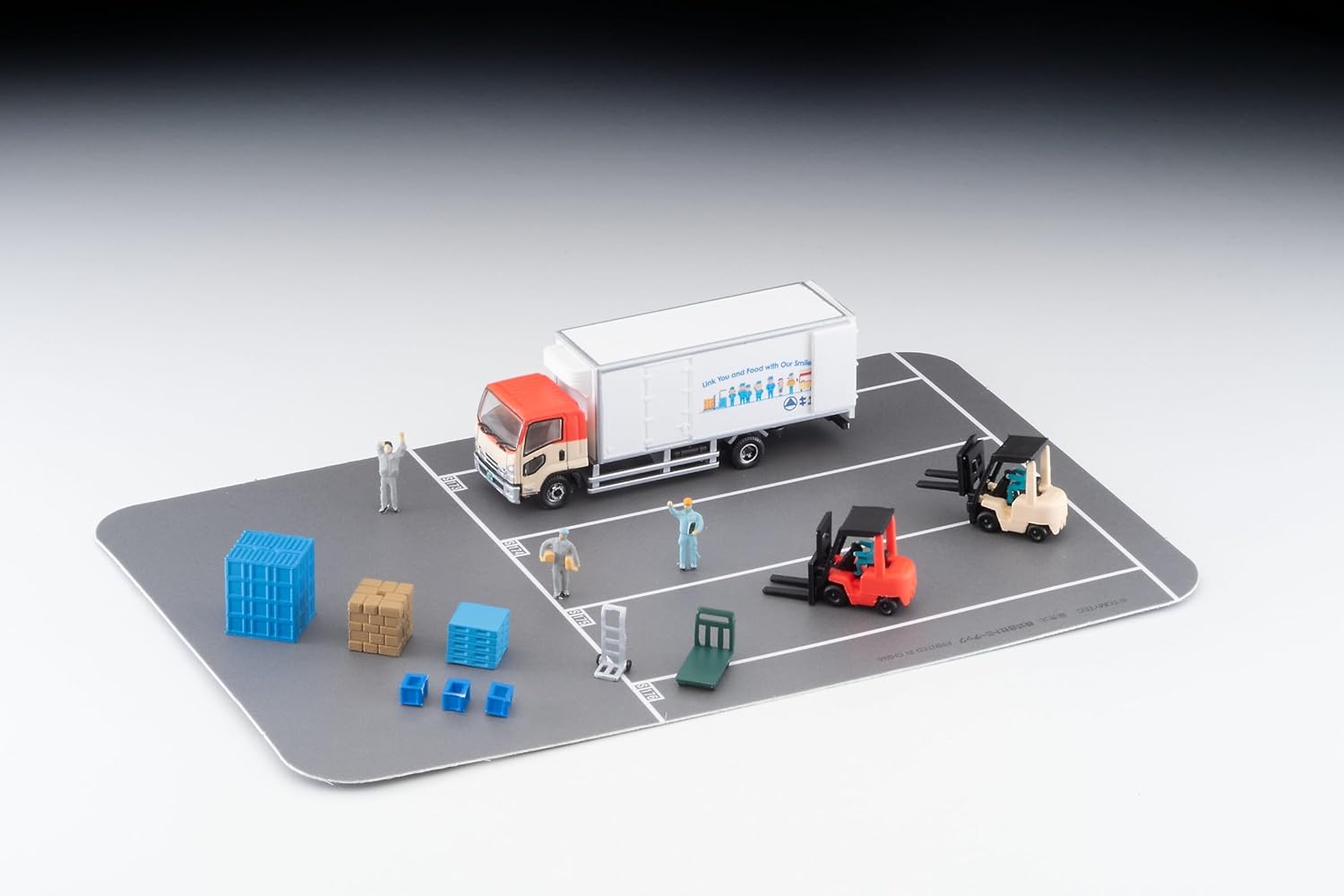 TOMYTEC The Truck Collection Logistics Site Truck Set B
