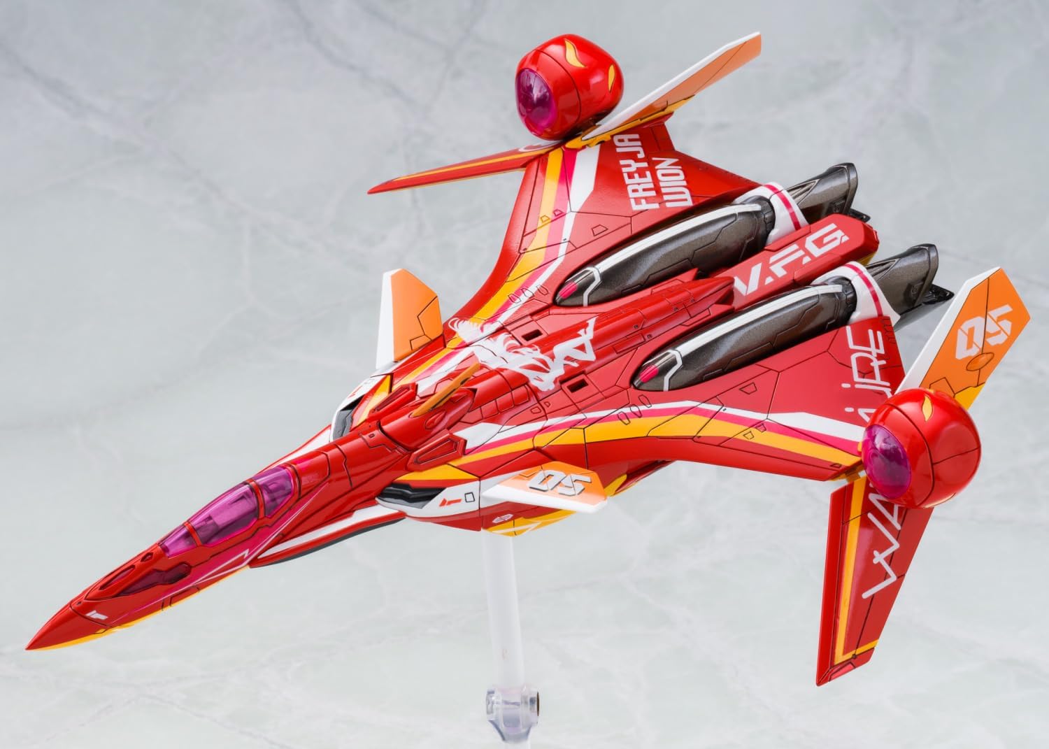 Aoshima ACKS MC-14 Bunka Kyozai VFG Macross Delta VF-31J Siegfried Freya Vion Total Height Approx. 5.6 inches (143 mm), Color Coded - BanzaiHobby