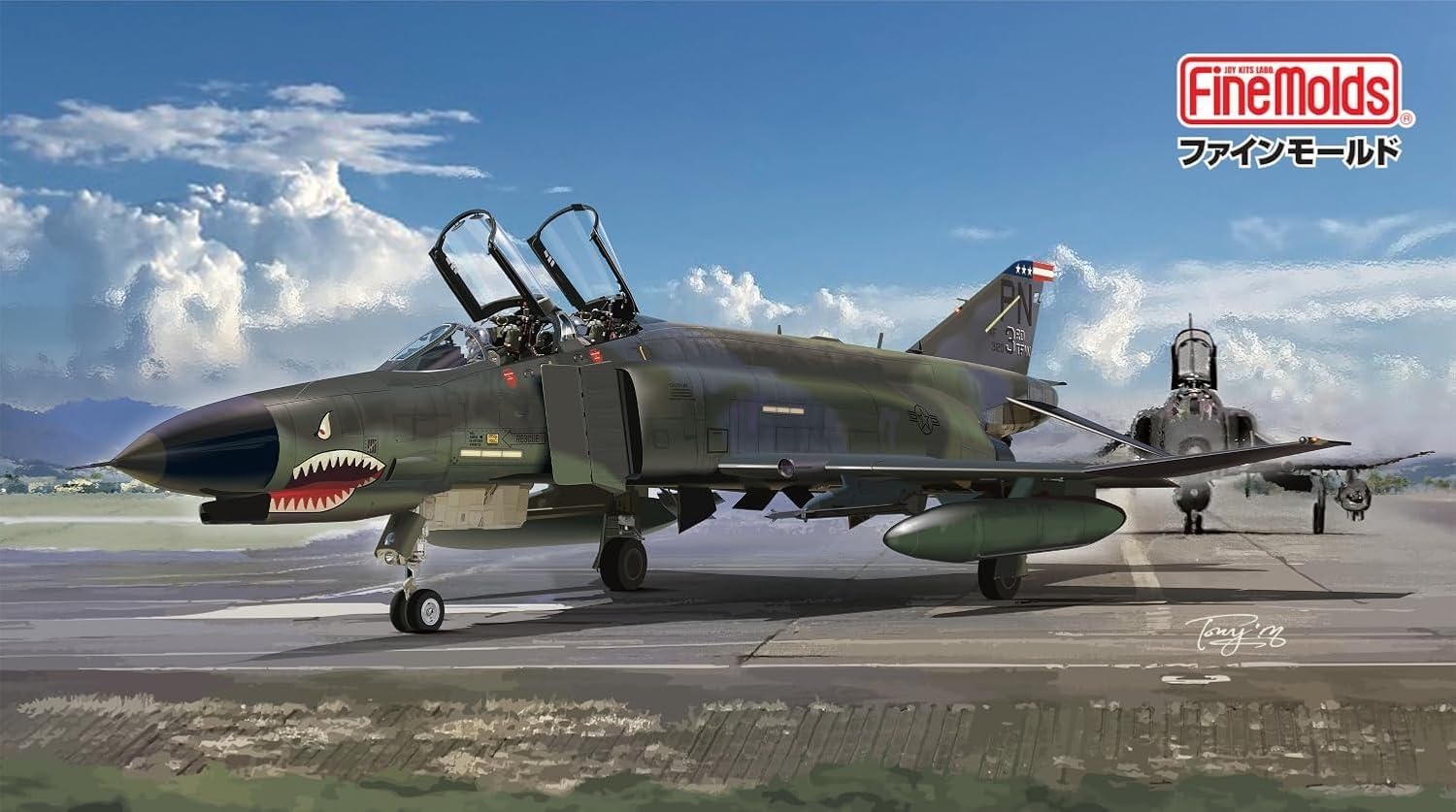 Fine Molds FF06 1/72 U.S. Air Force Jet Fighter F-4E (Late Model) Clark Air Base