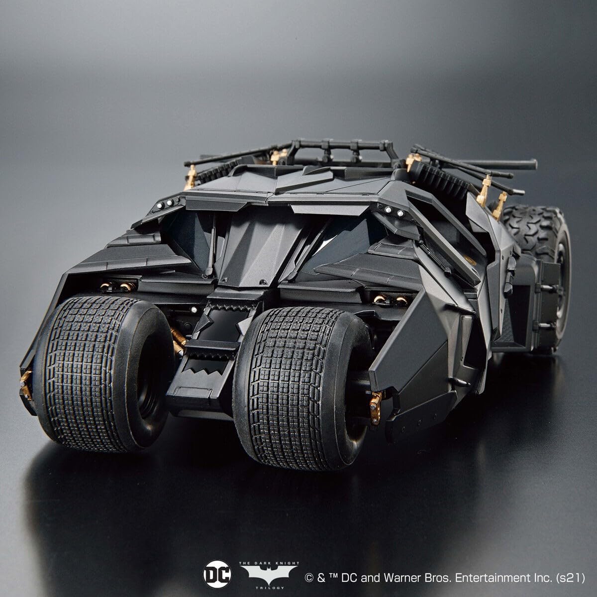Bandai 1/35 Batmobile (Batman Begins Ver.) – BanzaiHobby