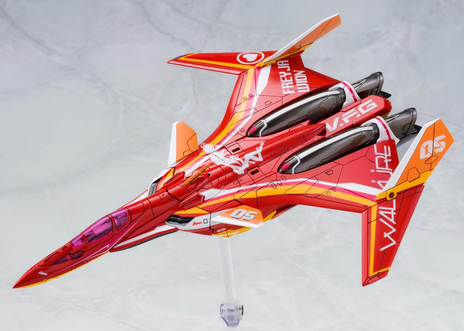 Aoshima ACKS MC-14 Bunka Kyozai VFG Macross Delta VF-31J Siegfried Freya Vion Total Height Approx. 5.6 inches (143 mm), Color Coded - BanzaiHobby