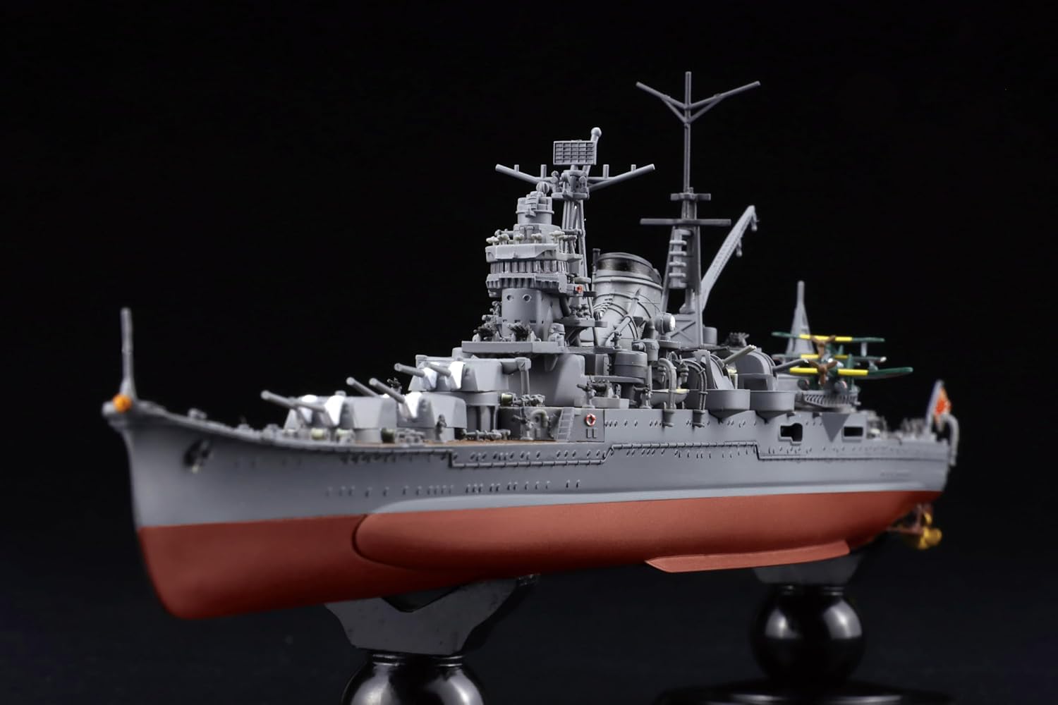 Fujimi FH-54 1/700 Japanese Navy Heavy Cruiser Kumano (1944/Operation Shoichi Go)