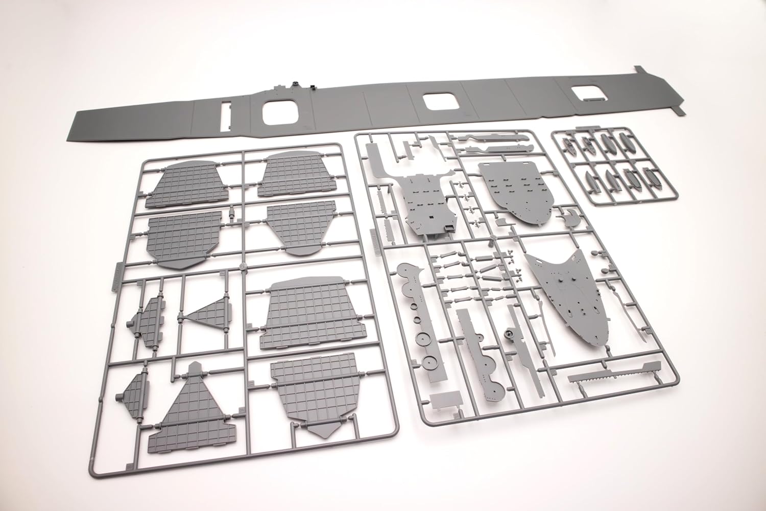 Fujimi 1/350 Japanese Navy Aircraft Carrier Zuikaku (1941/At the Start of the War) - BanzaiHobby