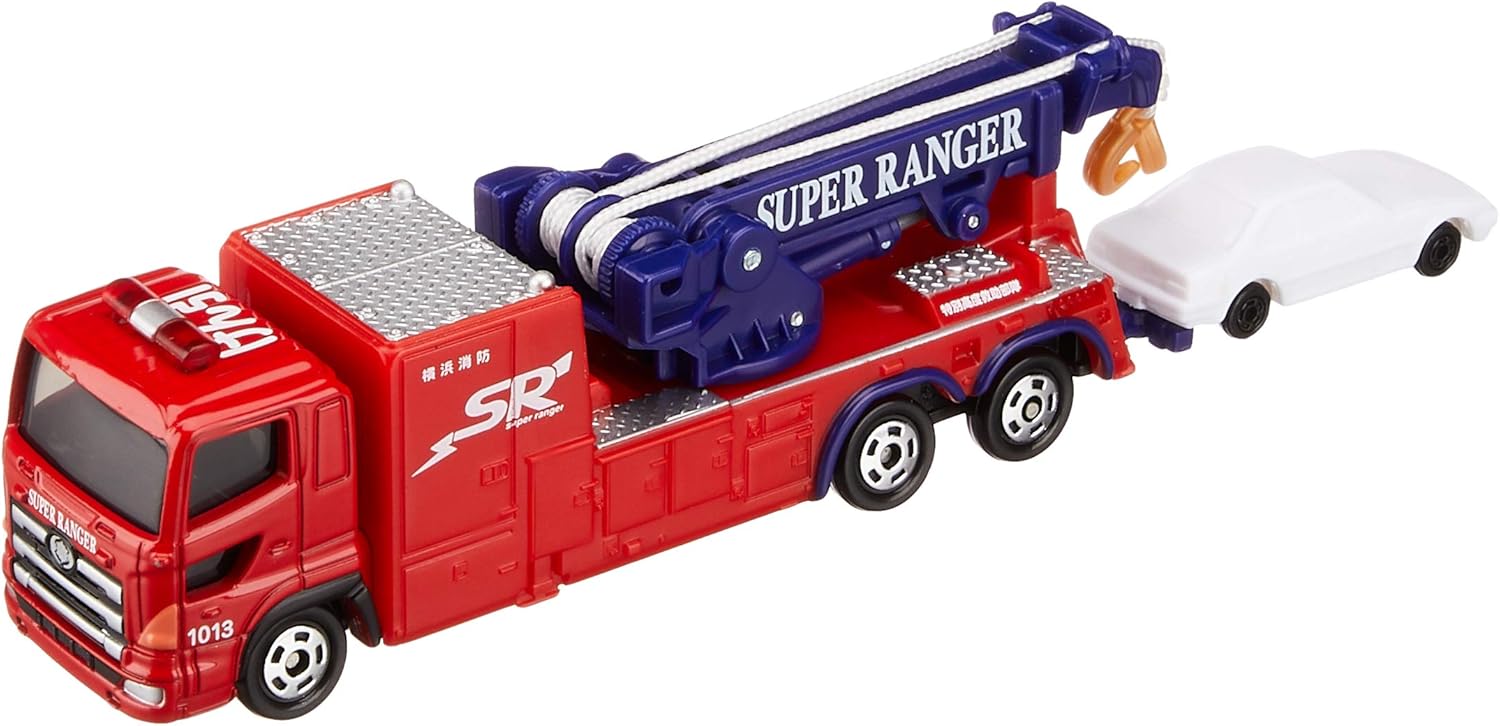Tomica No. 132 Yokohama City Fire Department Towing Vehicle