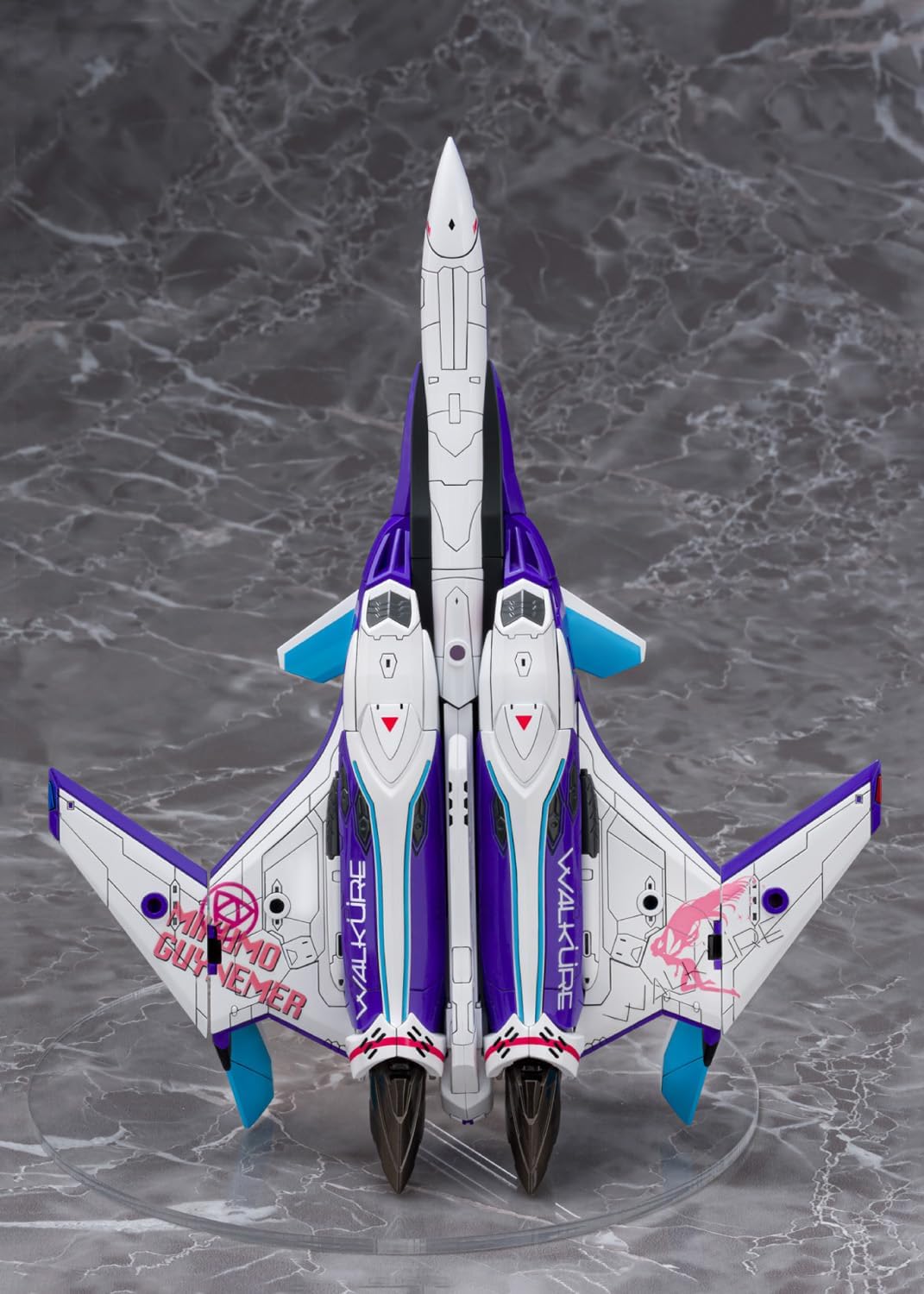 Aoshima V.F.G. No.MC-17 Macross Delta VF-31J Siegfried Mikumo Guynemer - BanzaiHobby